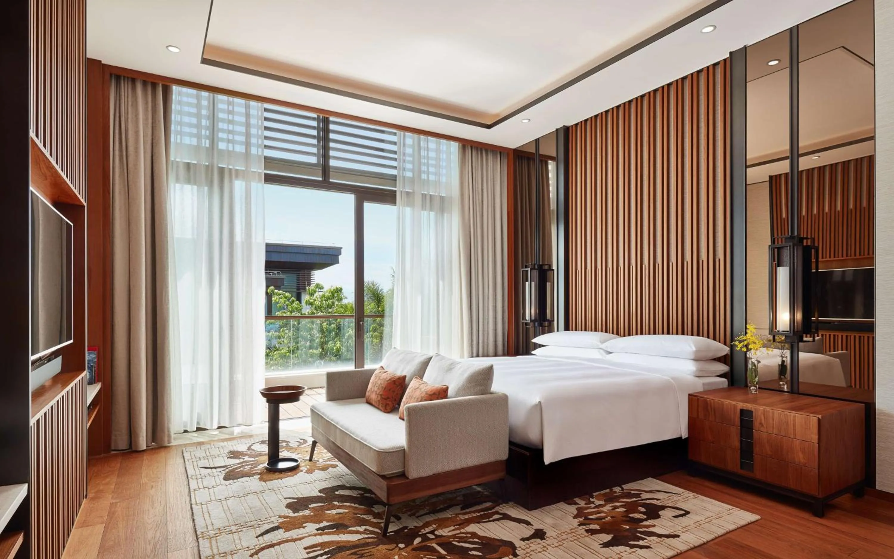 Photo of the whole room, Bed in Grand Hyatt Sanya Haitang Bay Resort and Spa