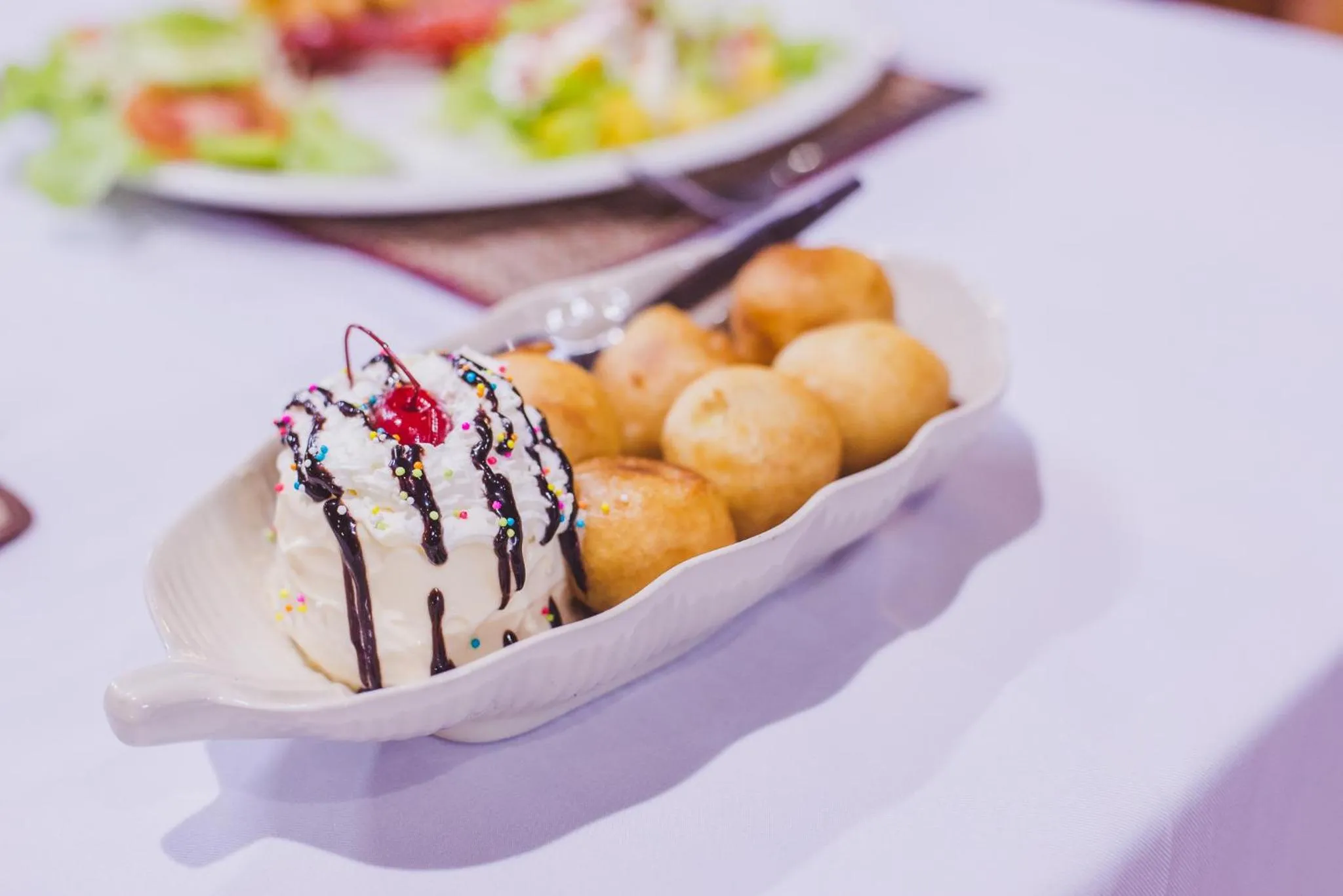 Food and drinks in Lanta Nice Beach Resort - SHA Extra Plus