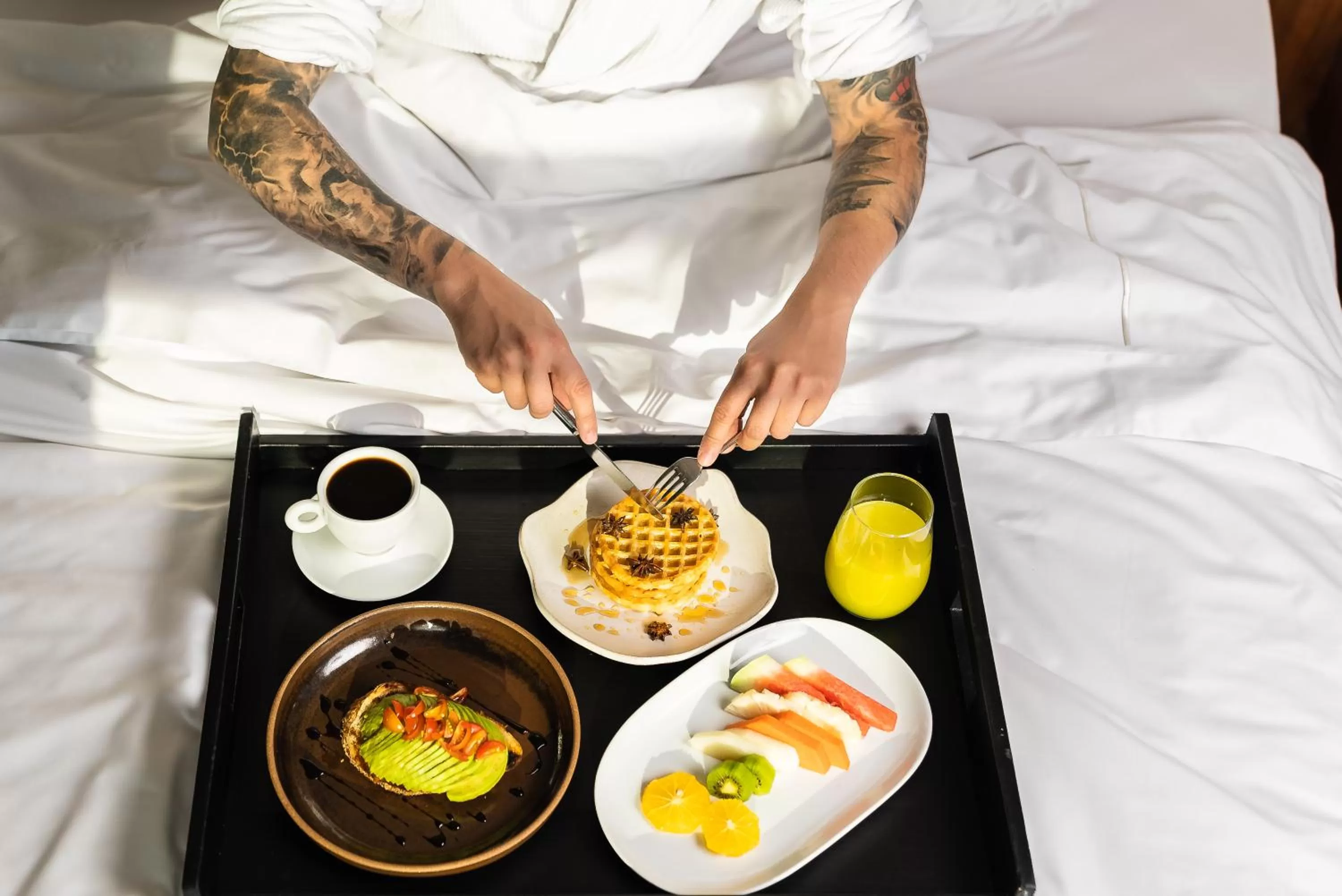 Breakfast, Bed in Tivoli Mofarrej São Paulo