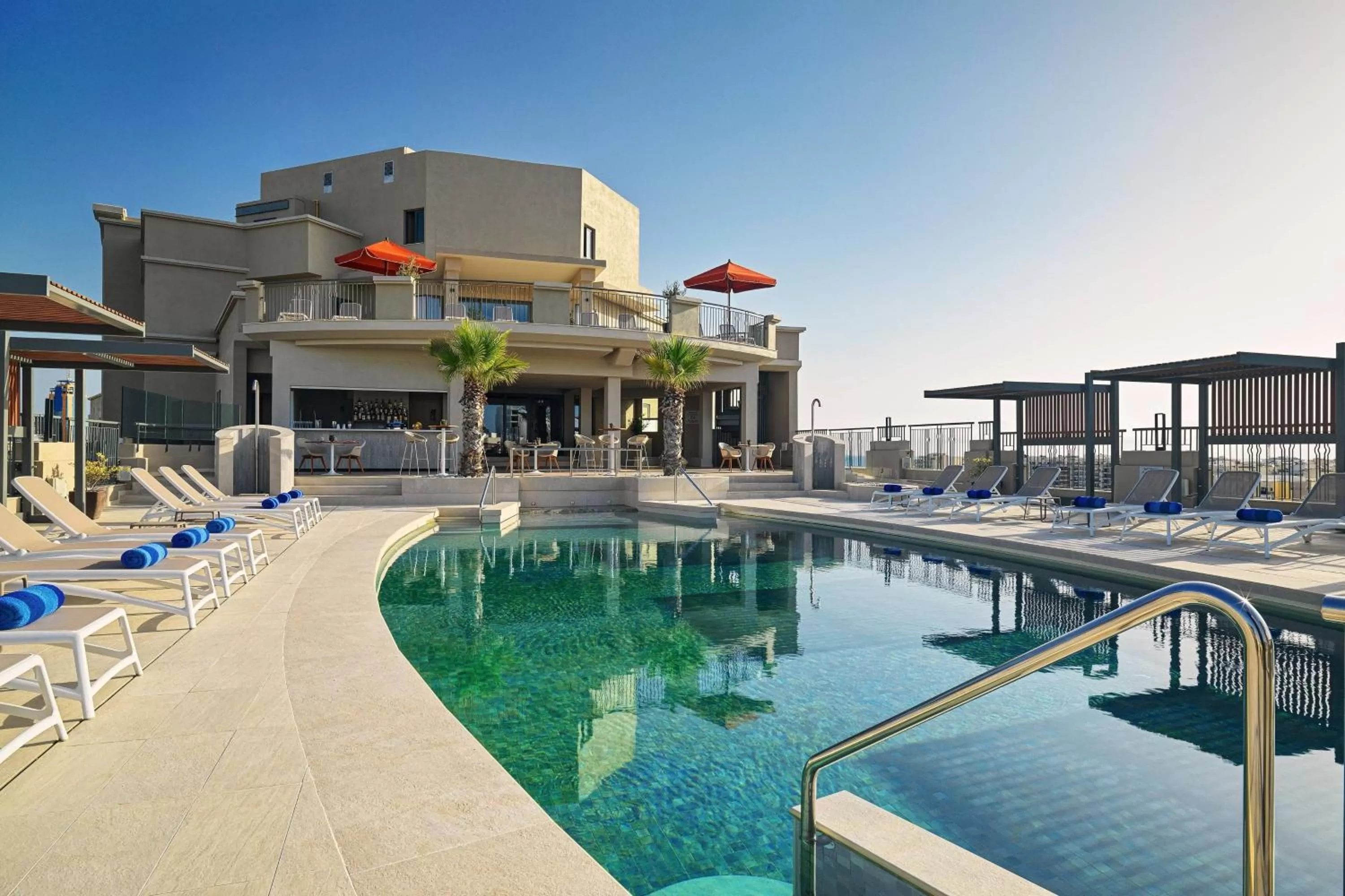 Swimming pool in Malta Marriott Resort & Spa