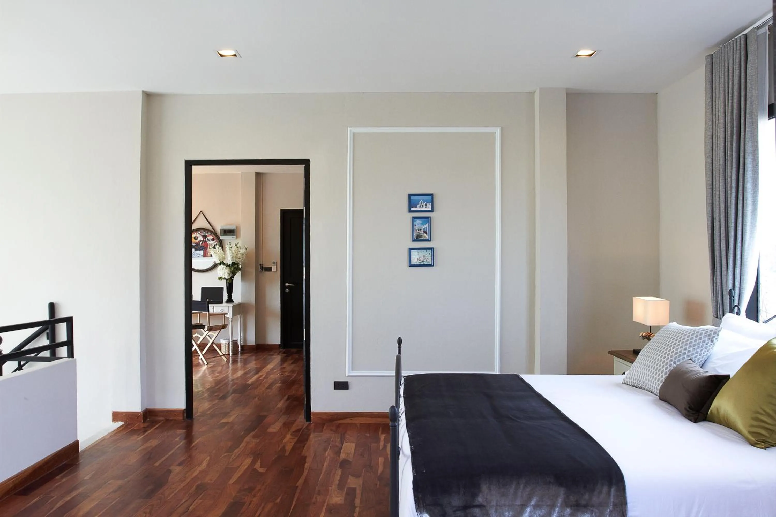 Bed in L'air Du Pran