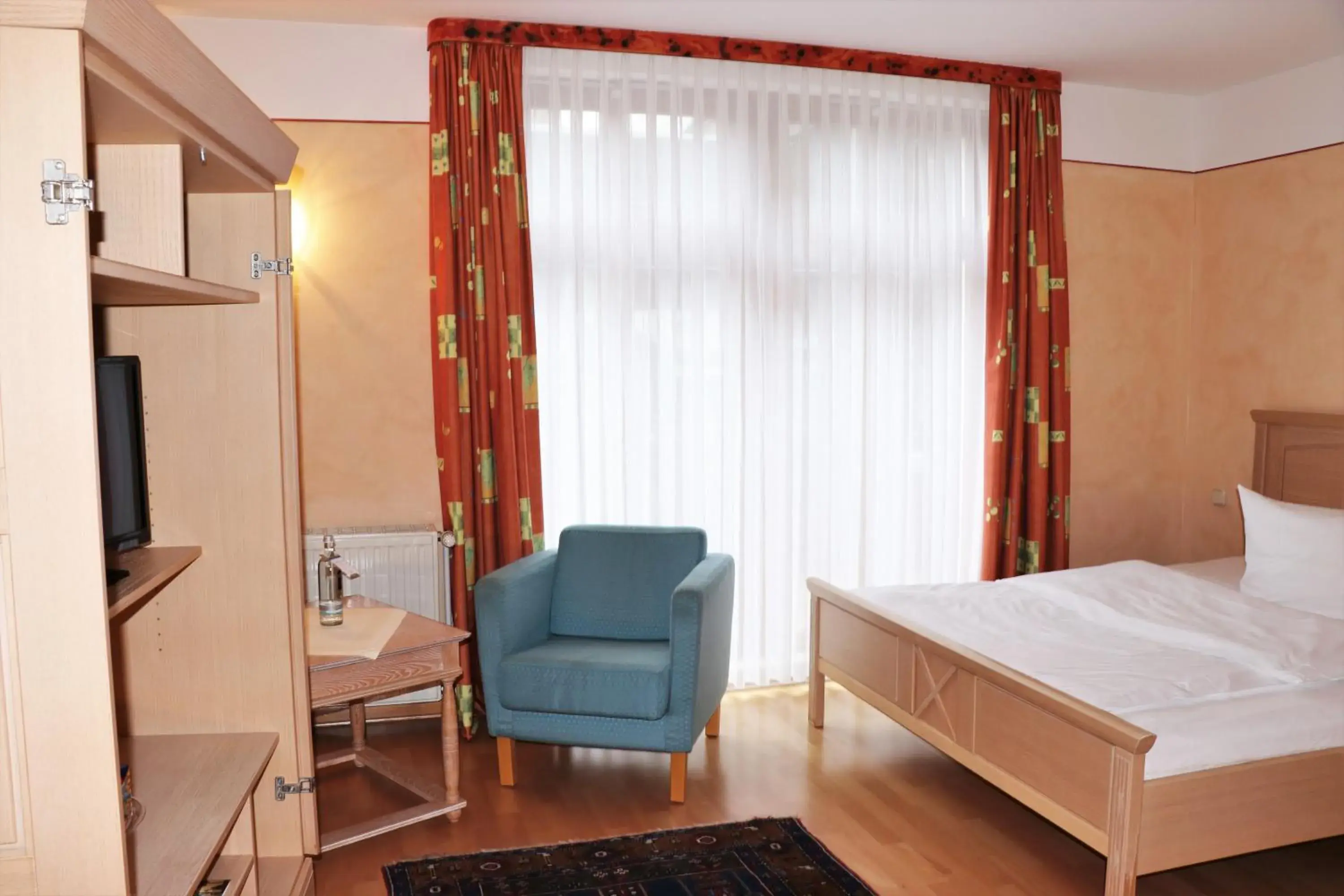 Queen Room - single occupancy in Hotel Arminius Queen Room - single occupancy in Hotel Arminius