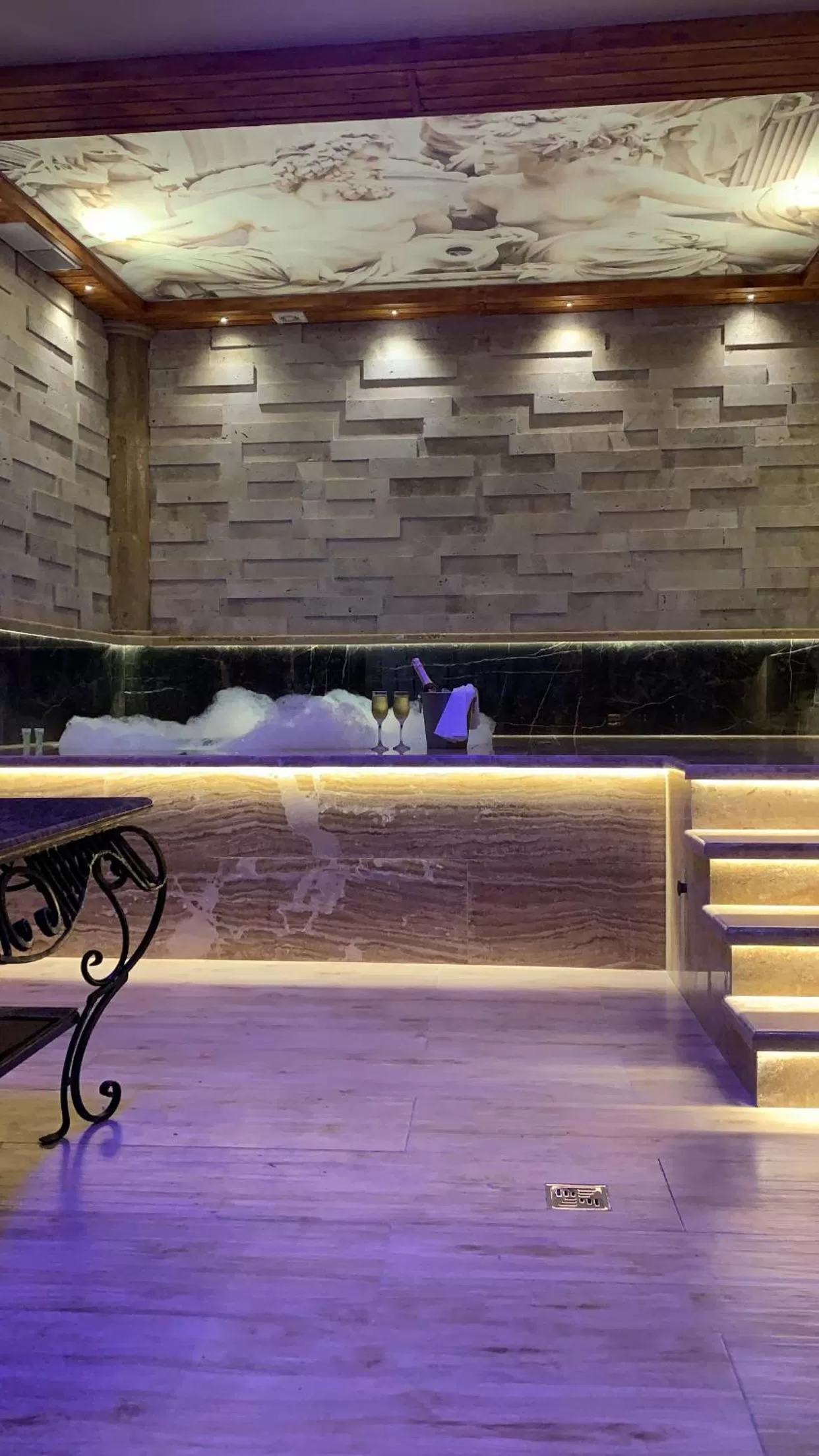 Photo of the whole room in Aleppo Hotel