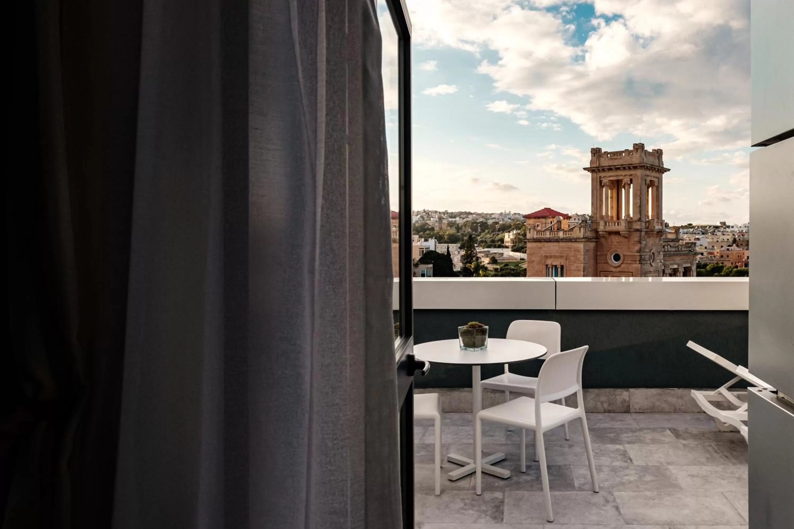 Balcony/Terrace in be.HOTEL