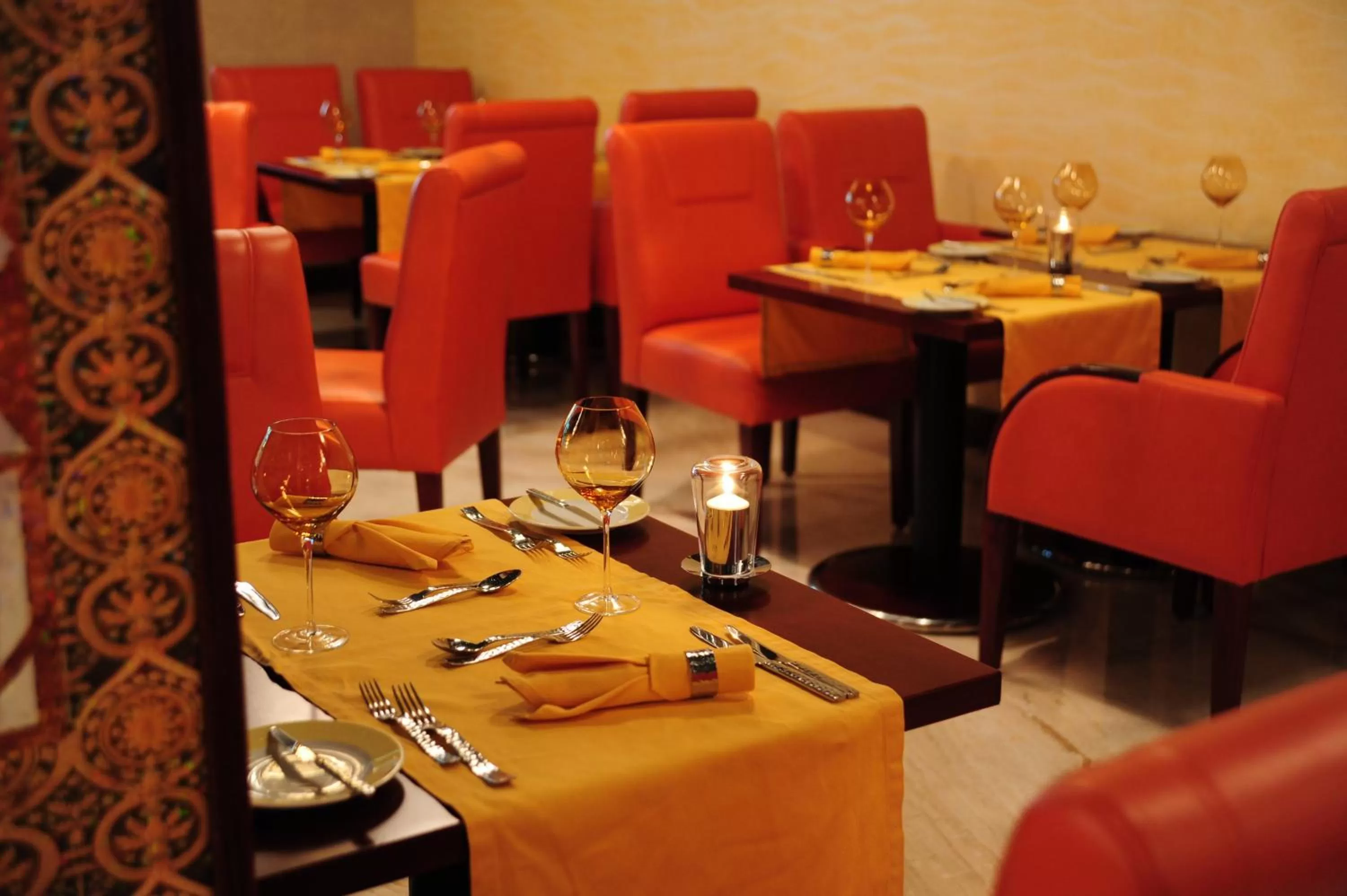 Restaurant/places to eat in Crowne Plaza Jeddah by IHG