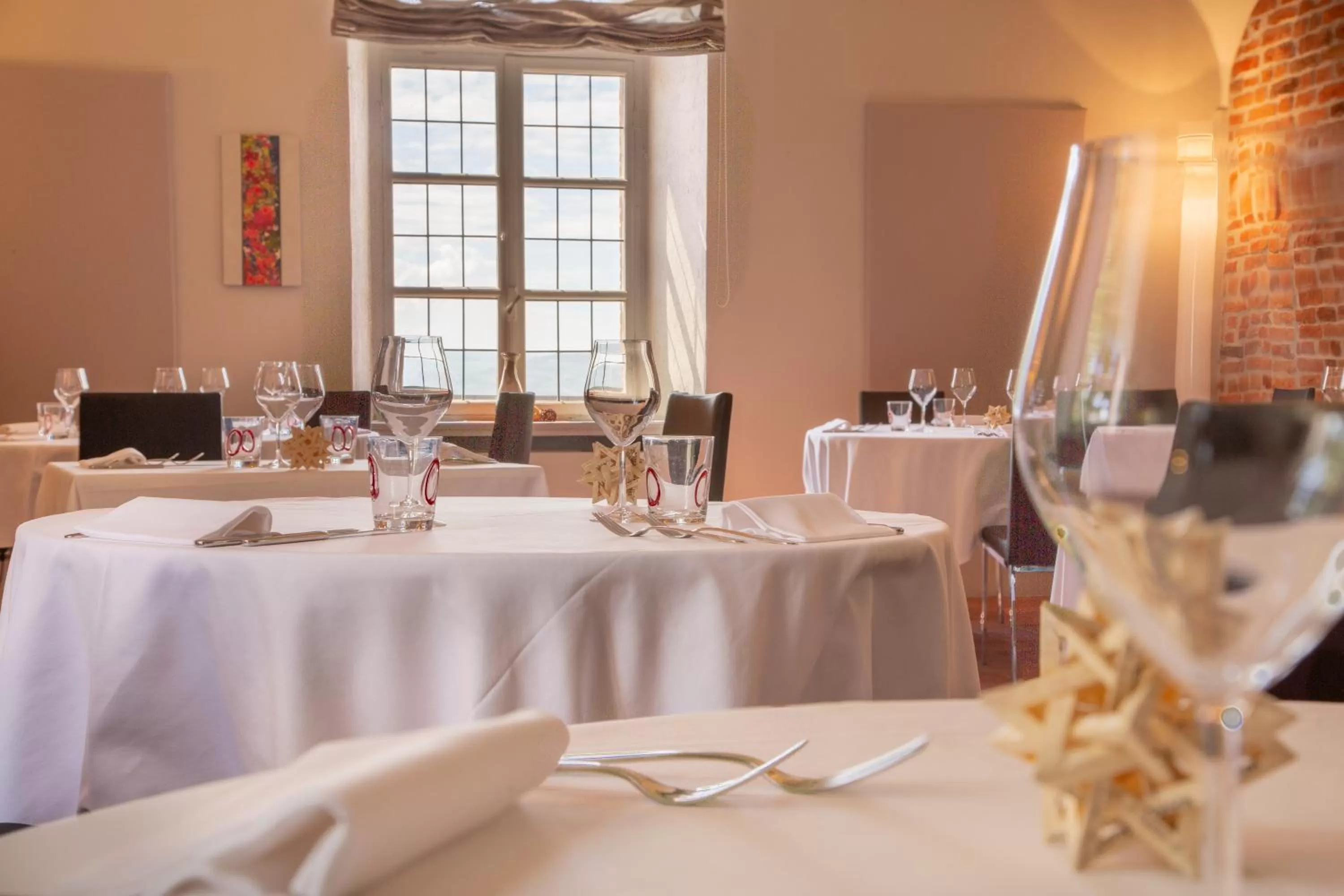 Restaurant/places to eat in Hotel Castello di Santa Vittoria