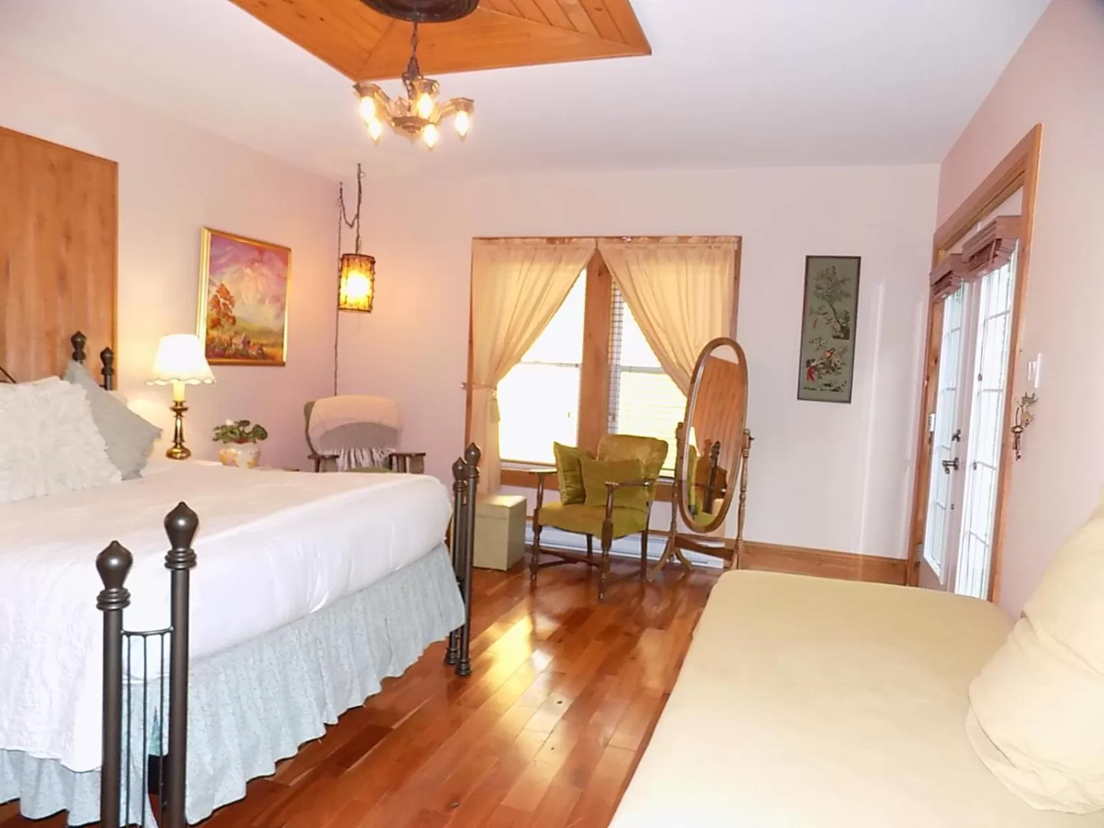 Photo of the whole room, Bed in À L'Ancestrale B&B