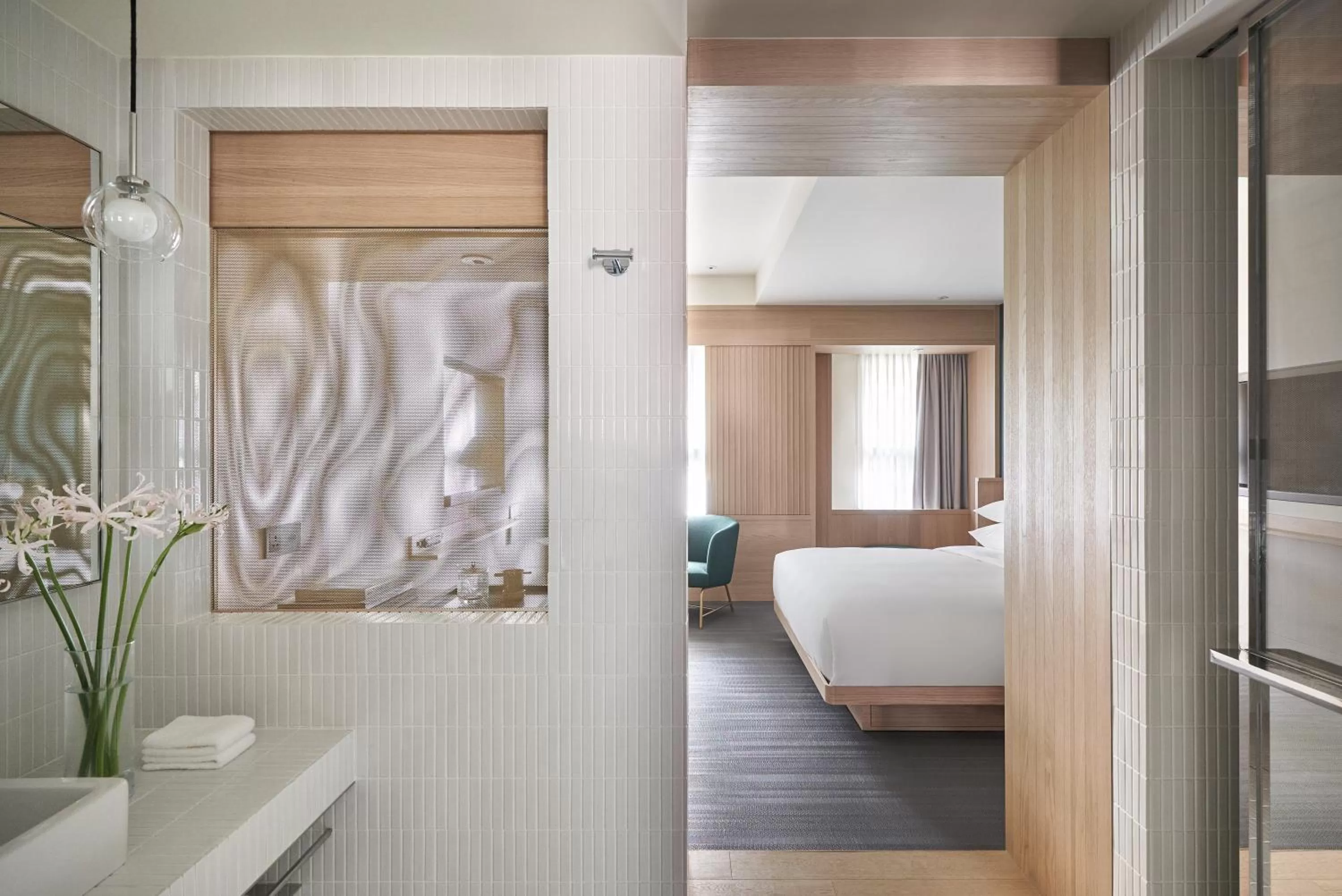 Bathroom, Bed in Kimpton Da An Taipei- an IHG Hotel