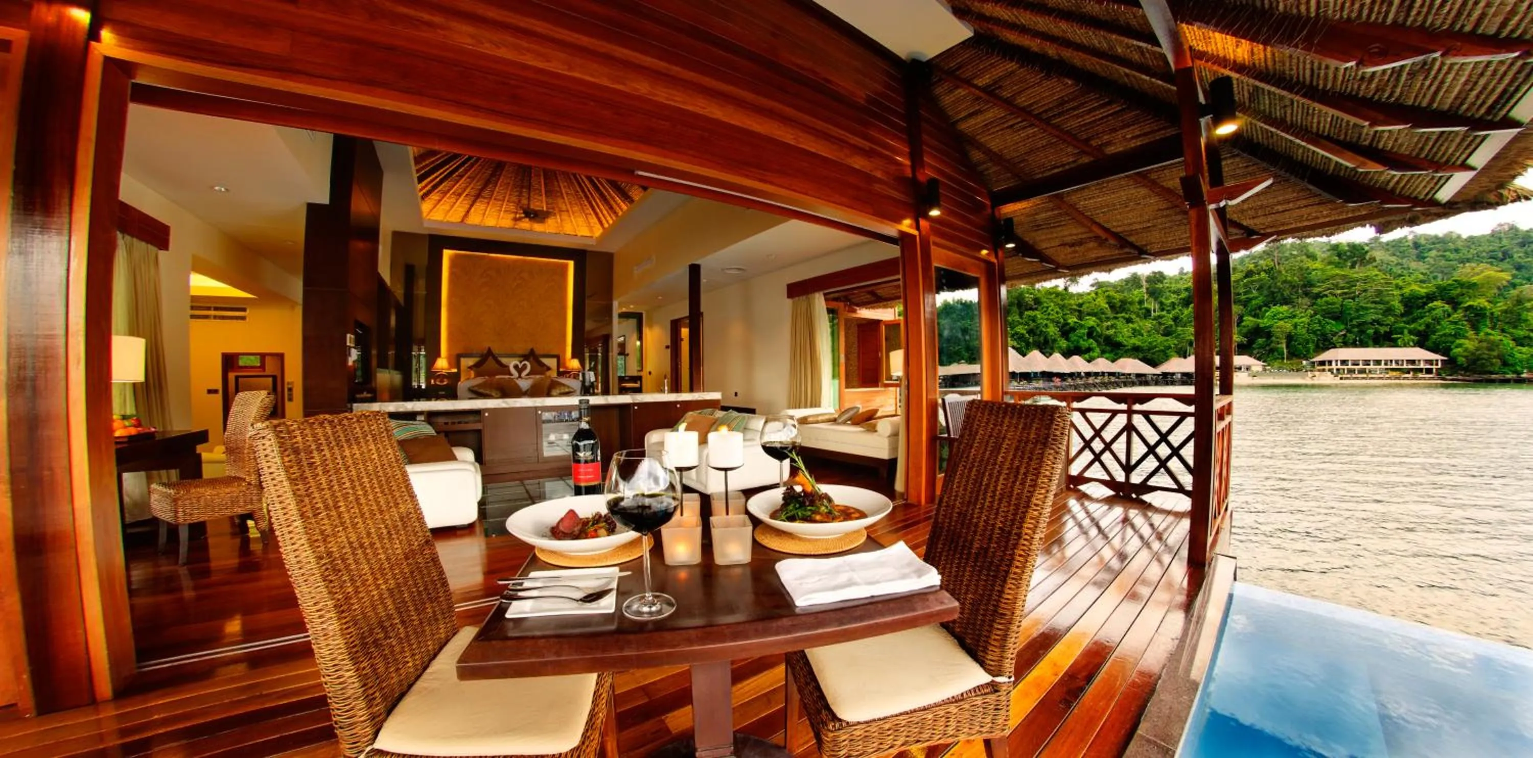 Palm Villa in Gayana Marine Resort