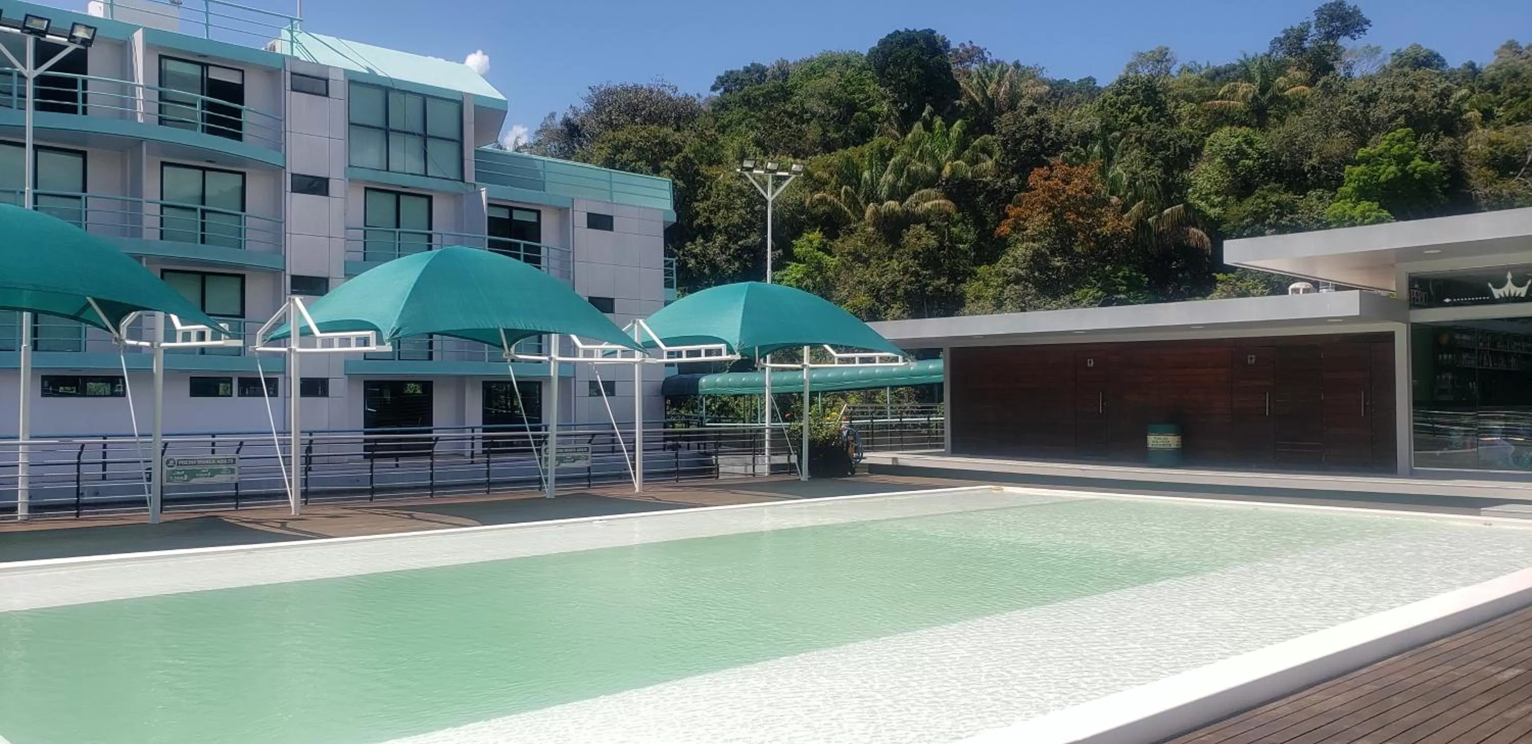Swimming pool, Property Building in Uiara Amazon Resort