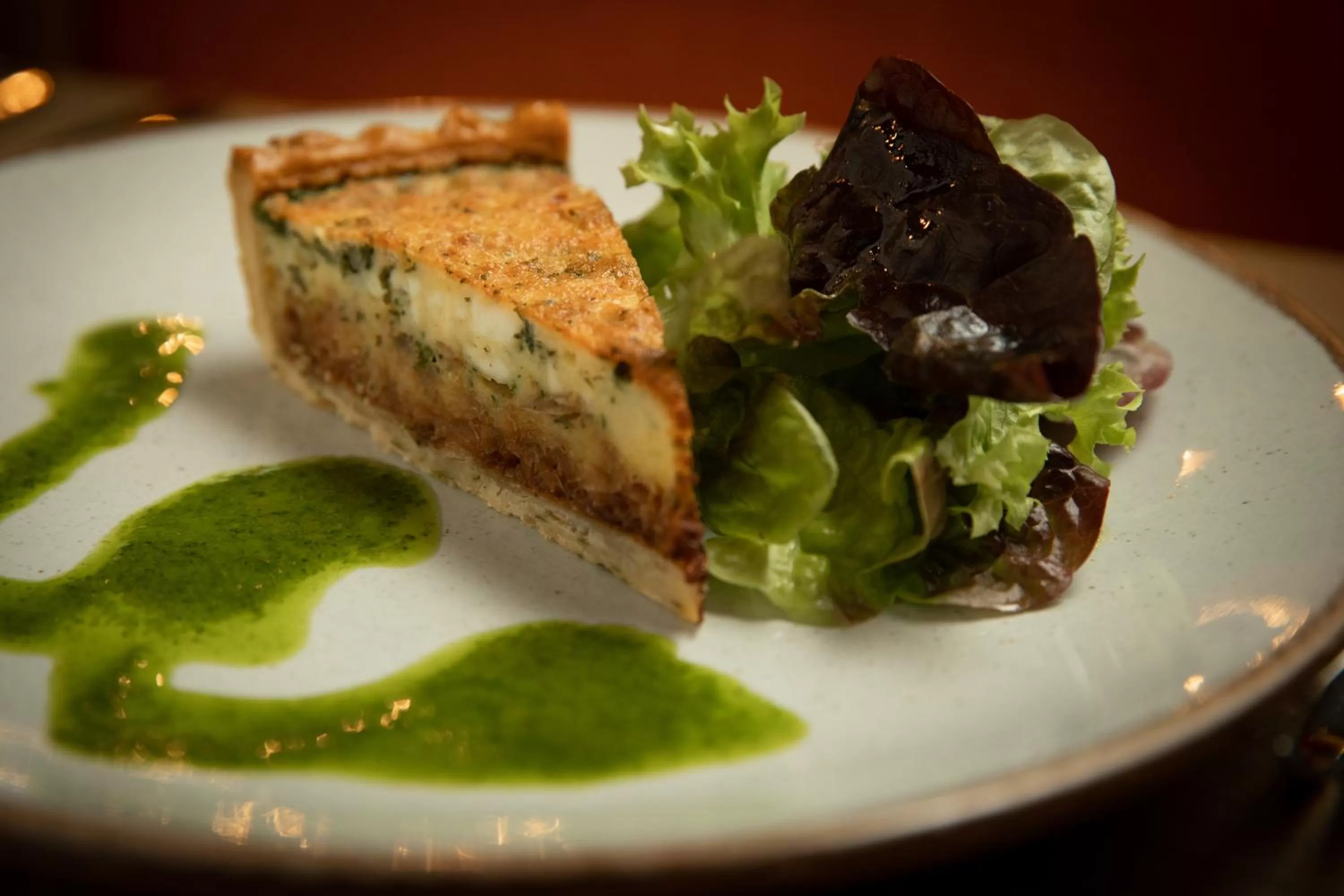 Restaurant/places to eat in Park Head Hotel