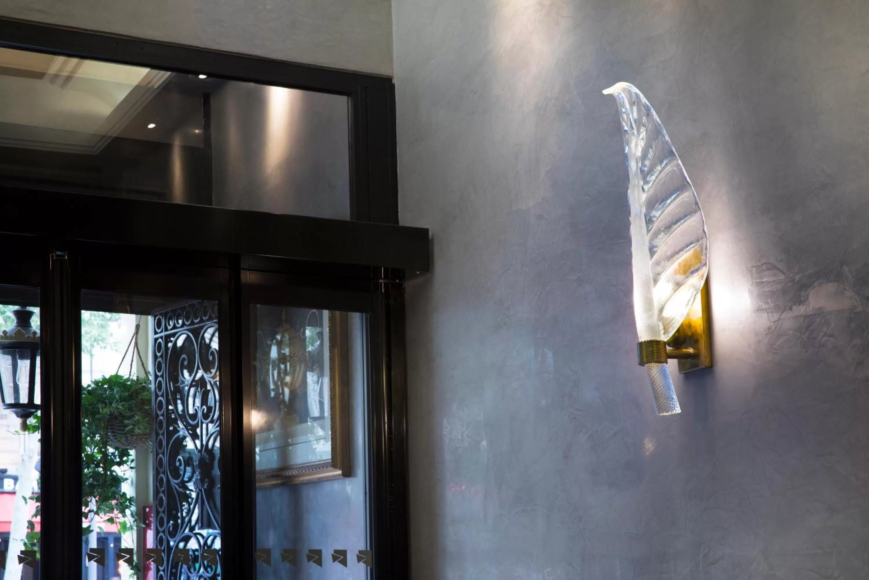 Lobby or reception in Hotel Plaza Elysées