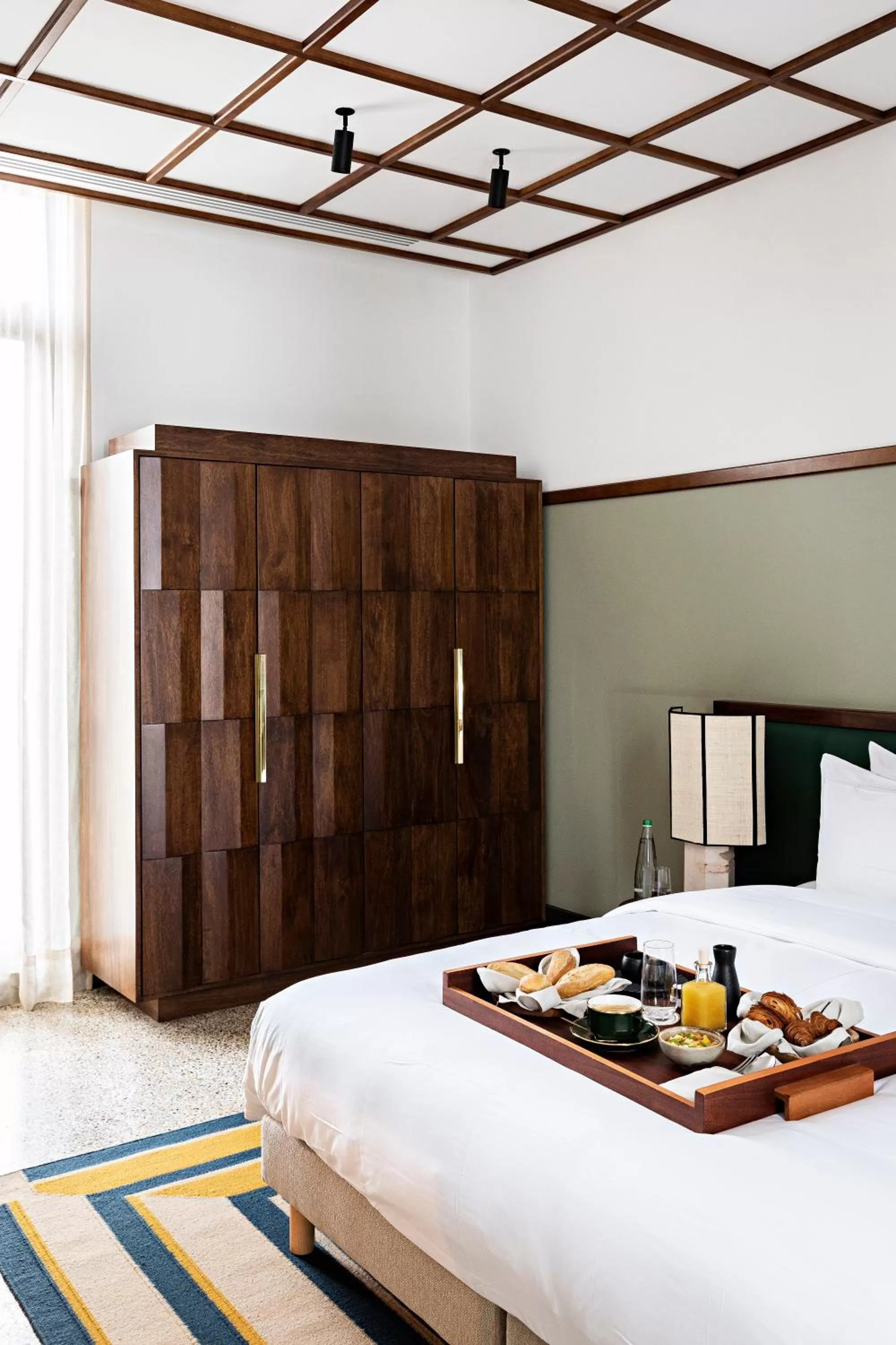 Photo of the whole room, Bed in La Maison Palmier Abidjan, a Member of Design Hotels