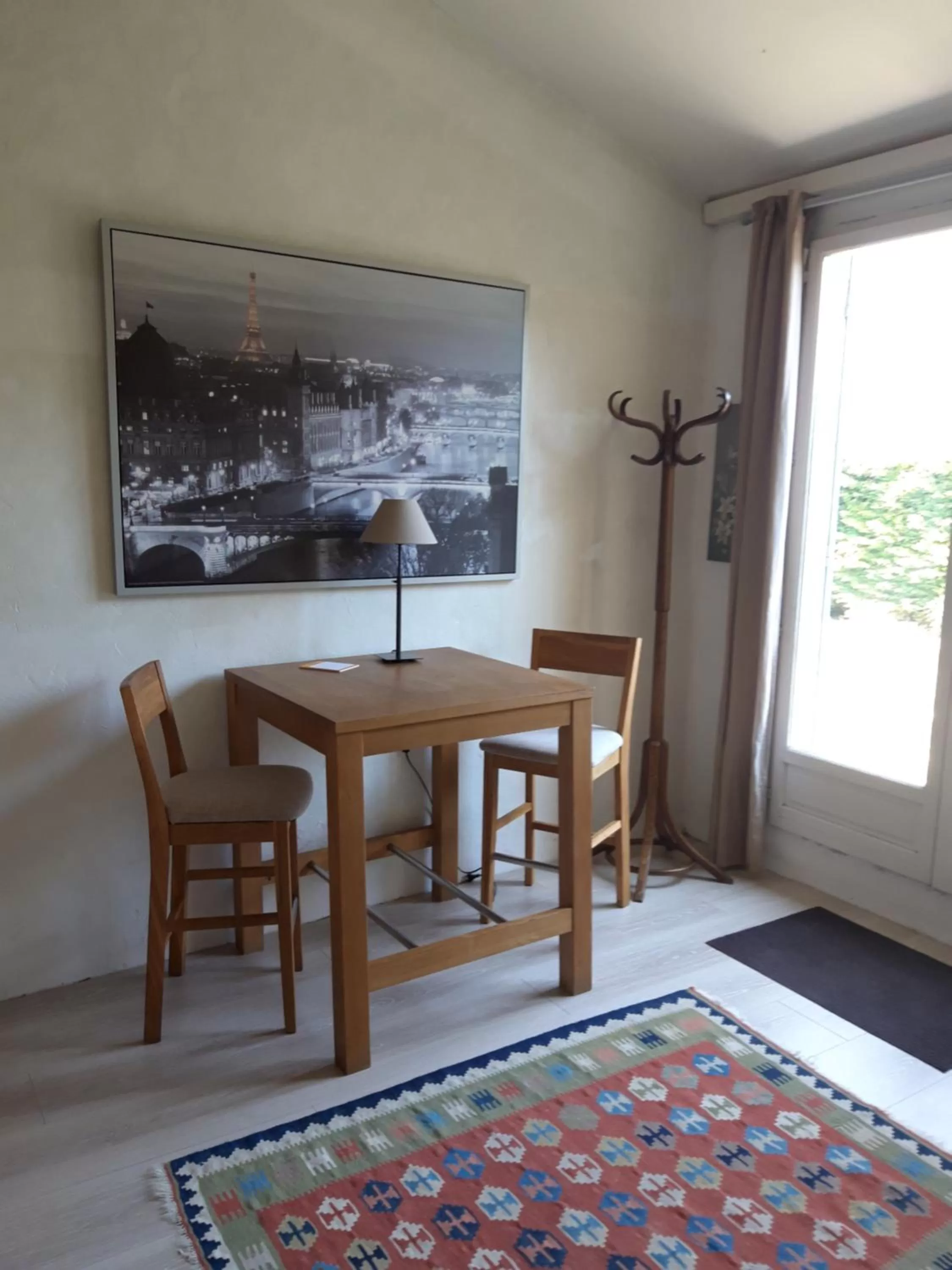 Seating area in Chambres d'Hôtes Aux Tournesols