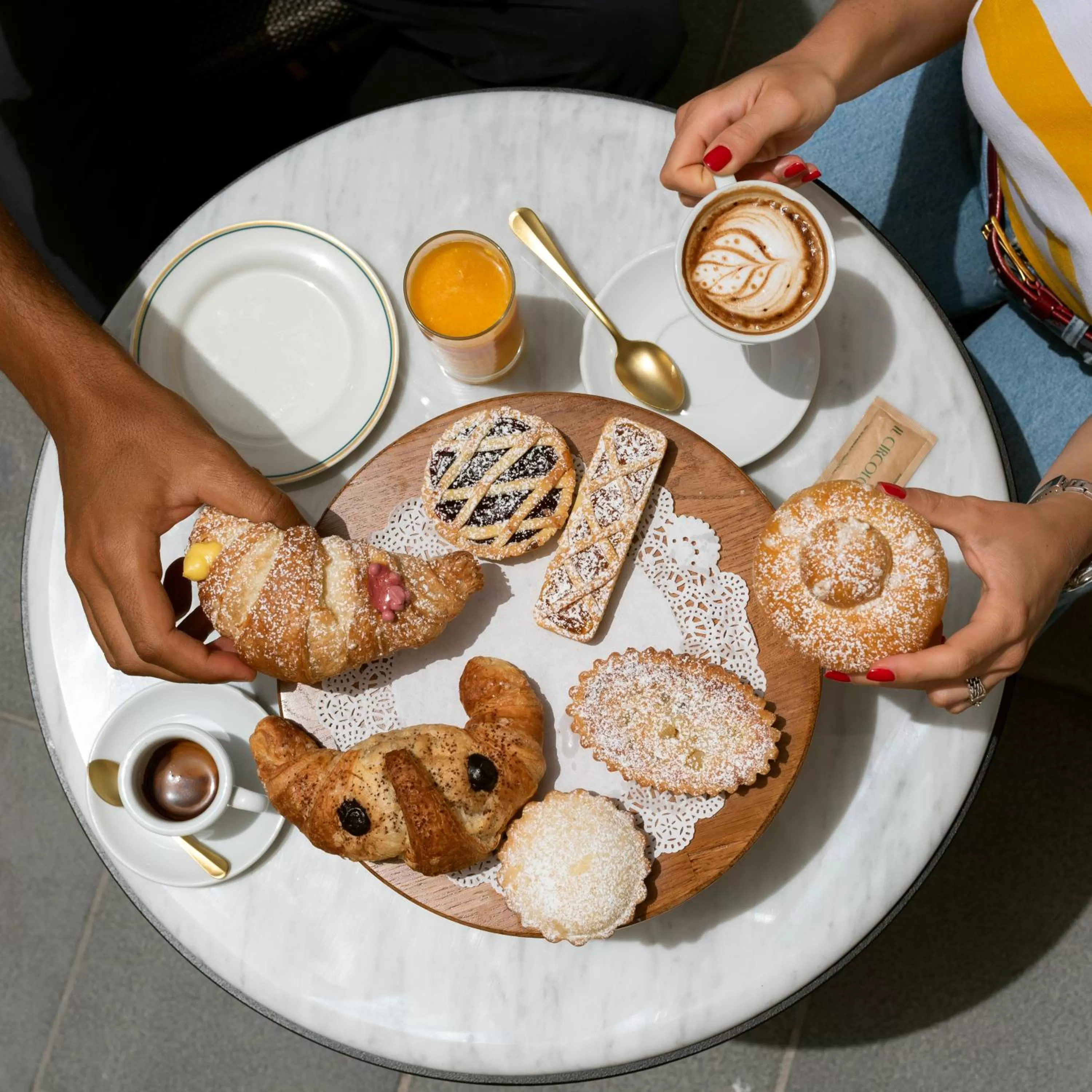 Food and drinks in Habita79 Hotel Pompeii - MGallery Collection