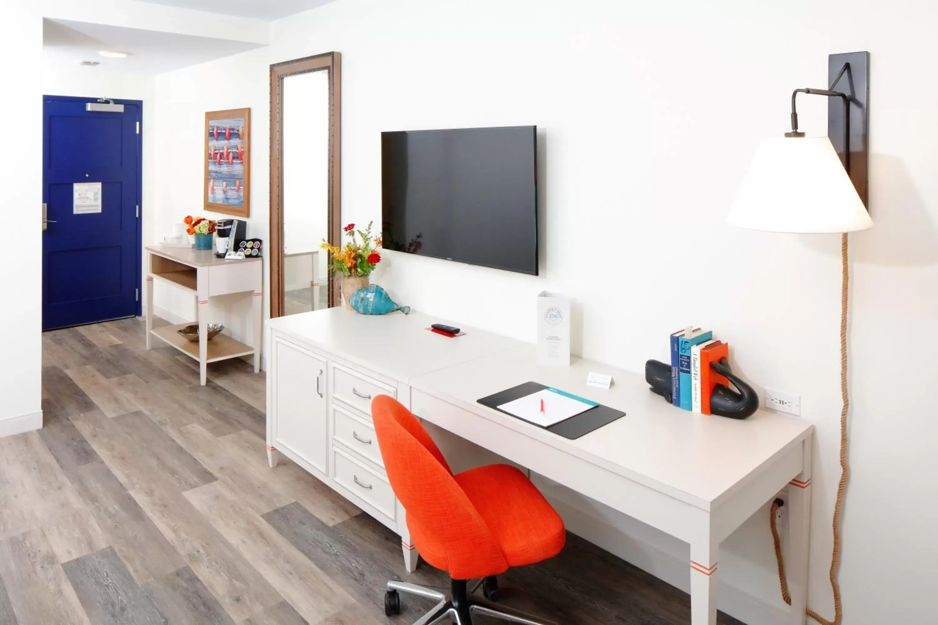 Standard King Room - Pet Friendly in Hotel Indigo Orange Beach - Gulf Shores by IHG Standard King Room - Pet Friendly in Hotel Indigo Orange Beach - Gulf Shores by IHG