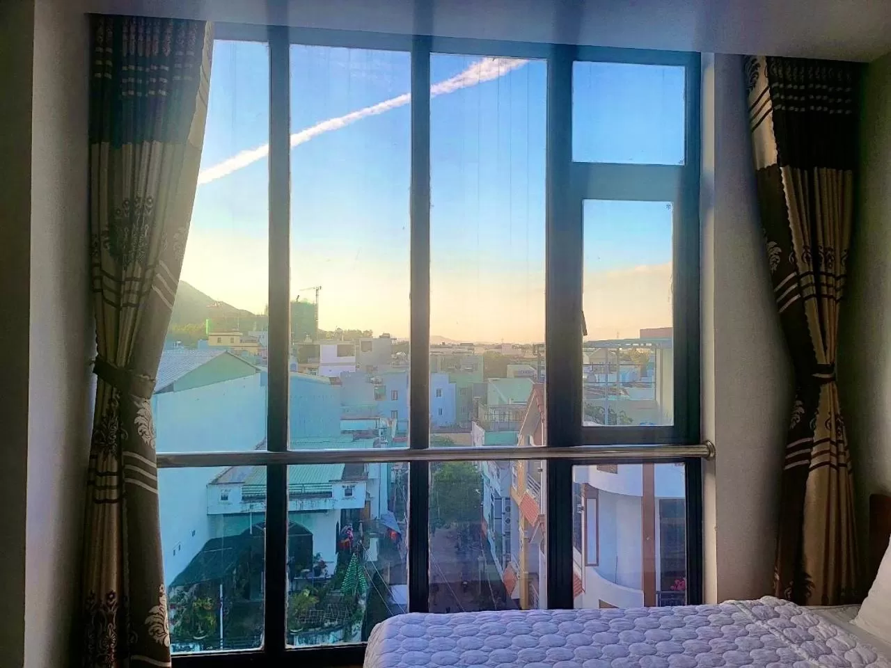 Bed in Phú Xuân Hotel