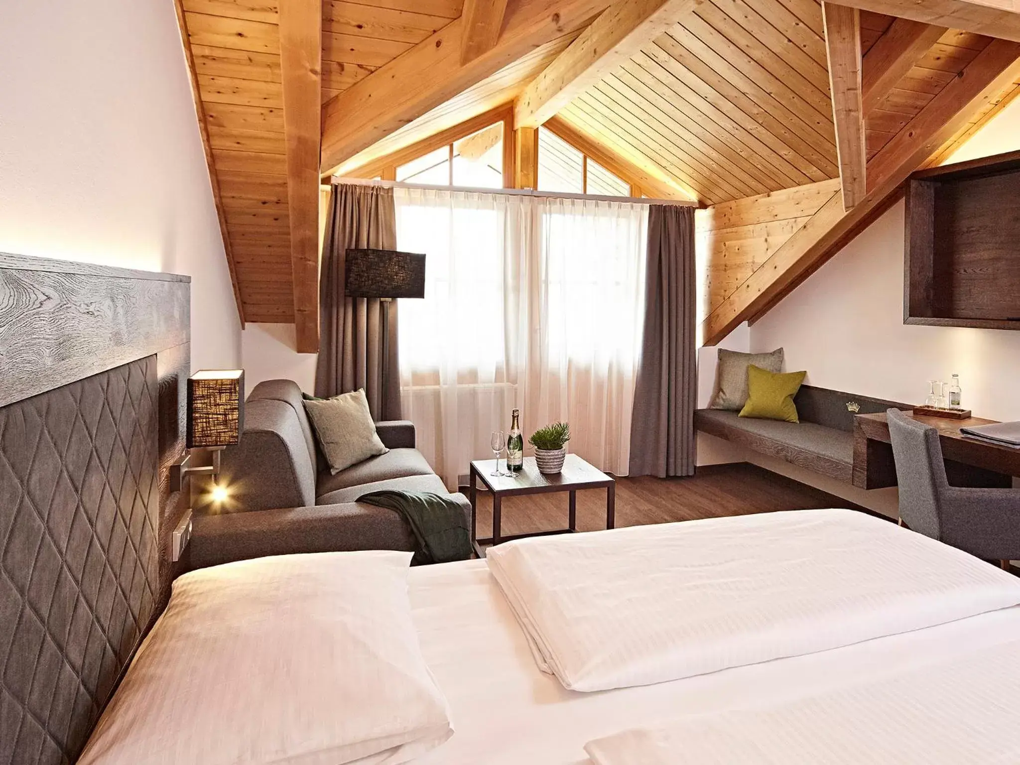 Deluxe Double Room with Balcony in Hotel Die Krone - Immenstadt-Stein Deluxe Double Room with Balcony in Hotel Die Krone - Immenstadt-Stein