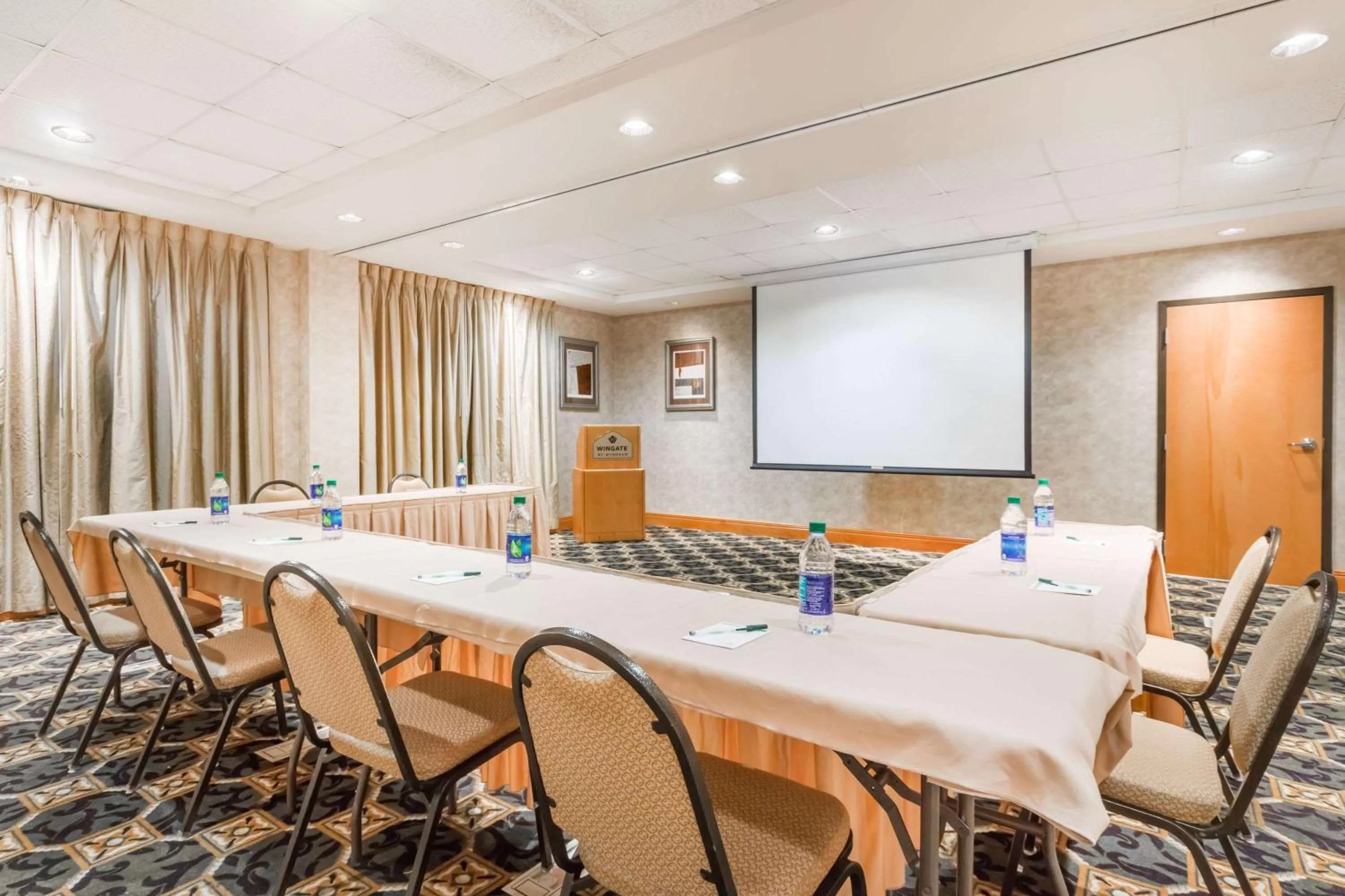 On site in Wingate by Wyndham LaGrange