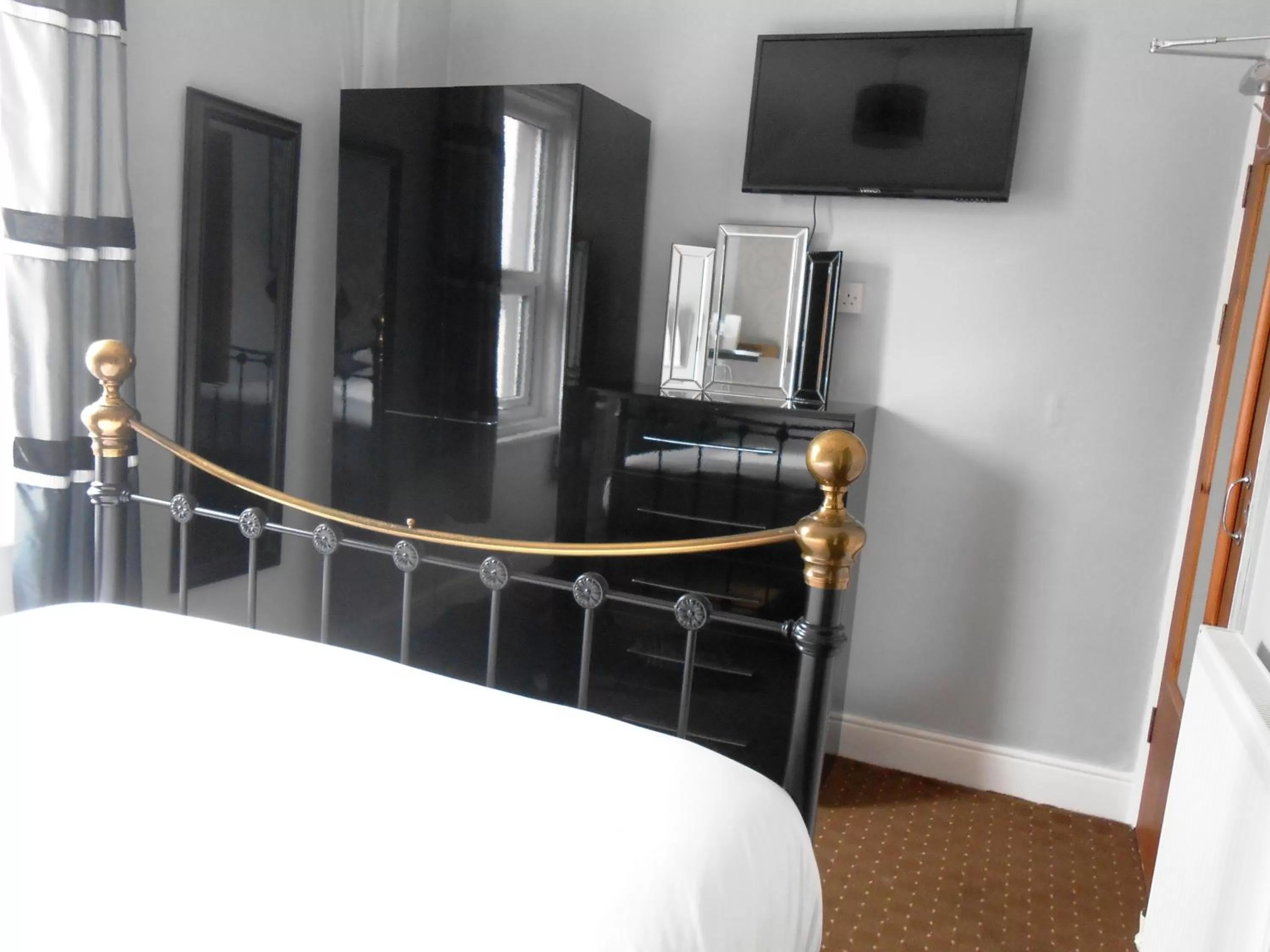 Shore Stay Guest House