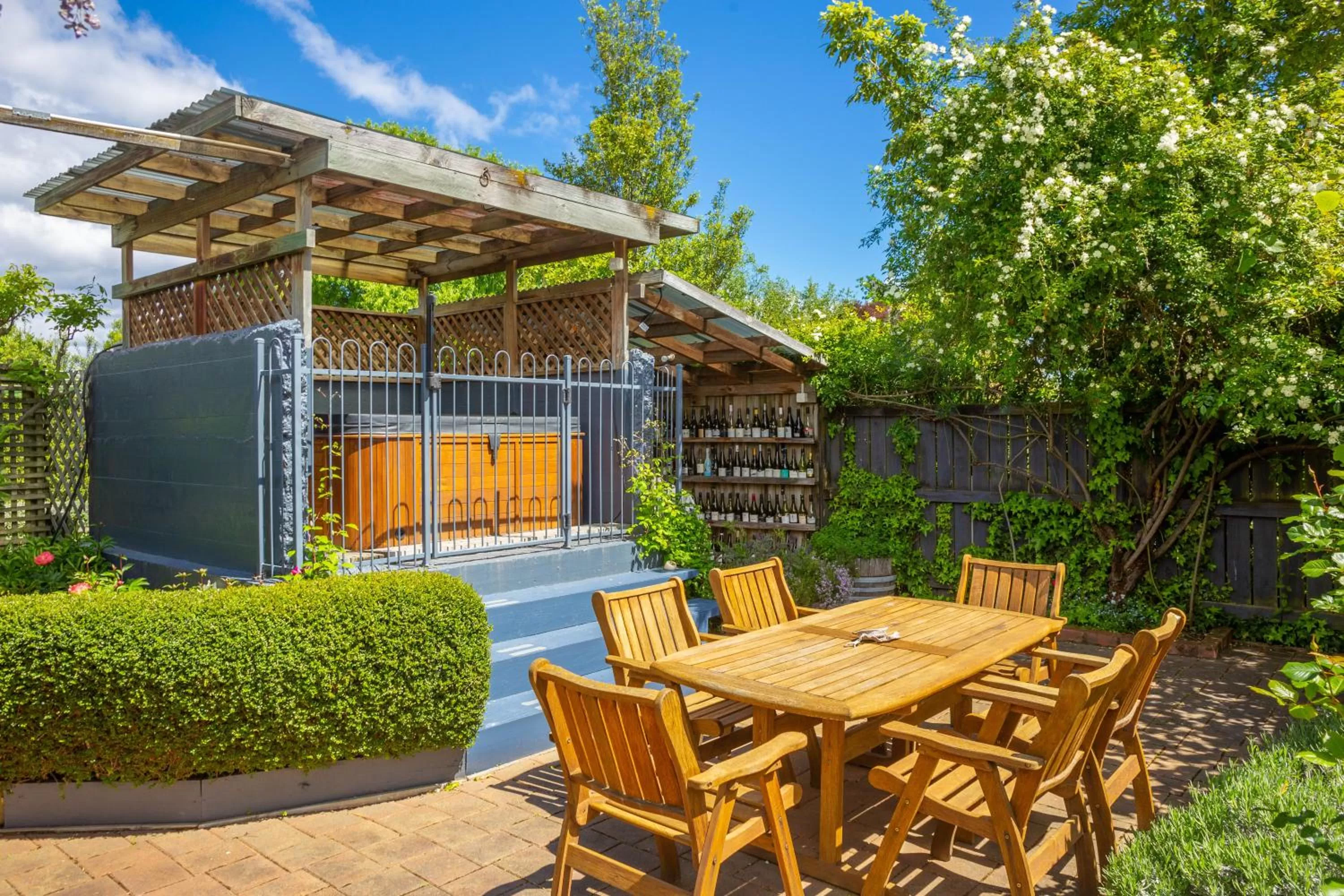 Property Building in Olde Mill House B&B & Bike2Wine cycle hire