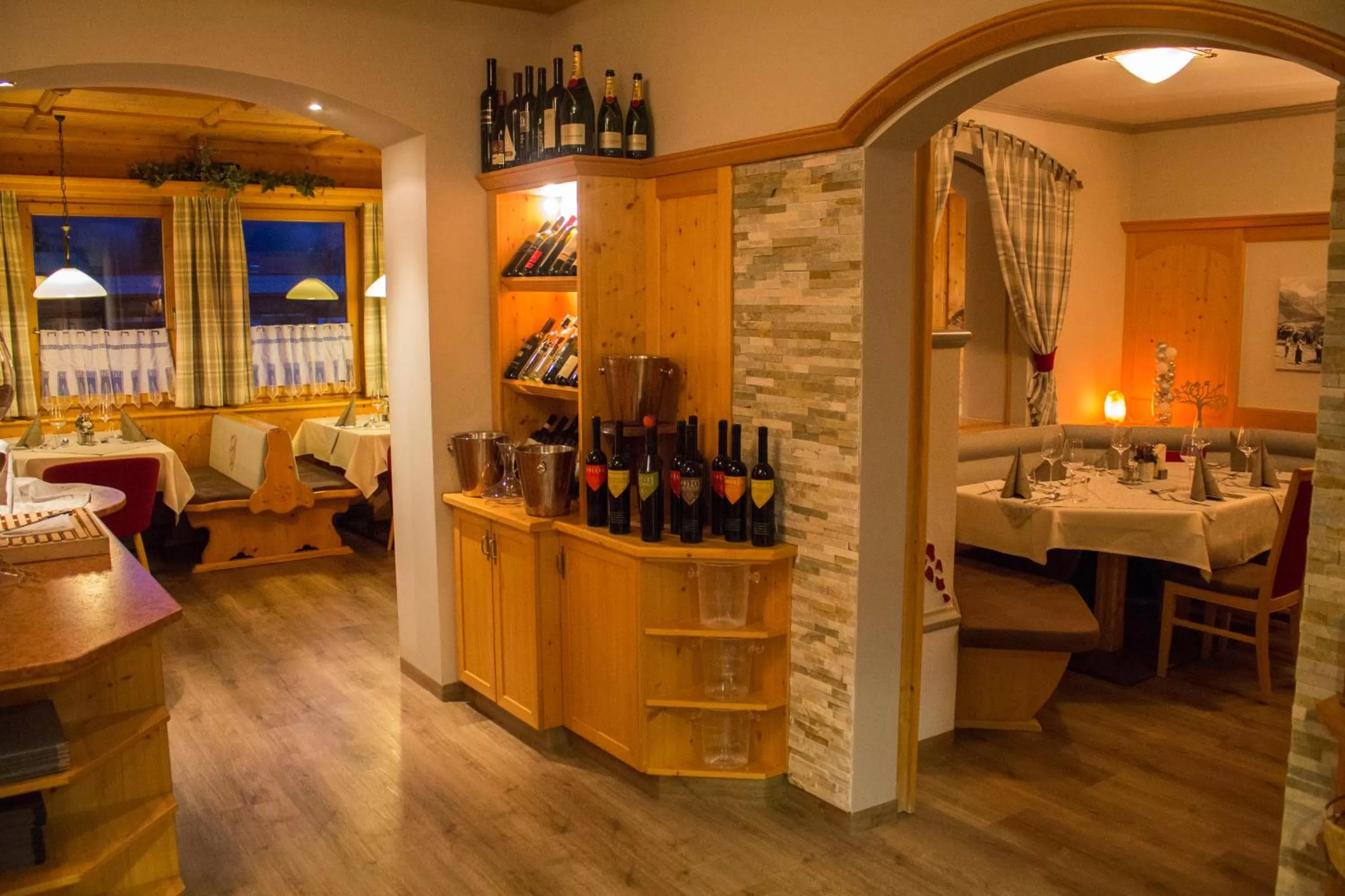 Restaurant/places to eat in SCHÖNIS-Landhotel