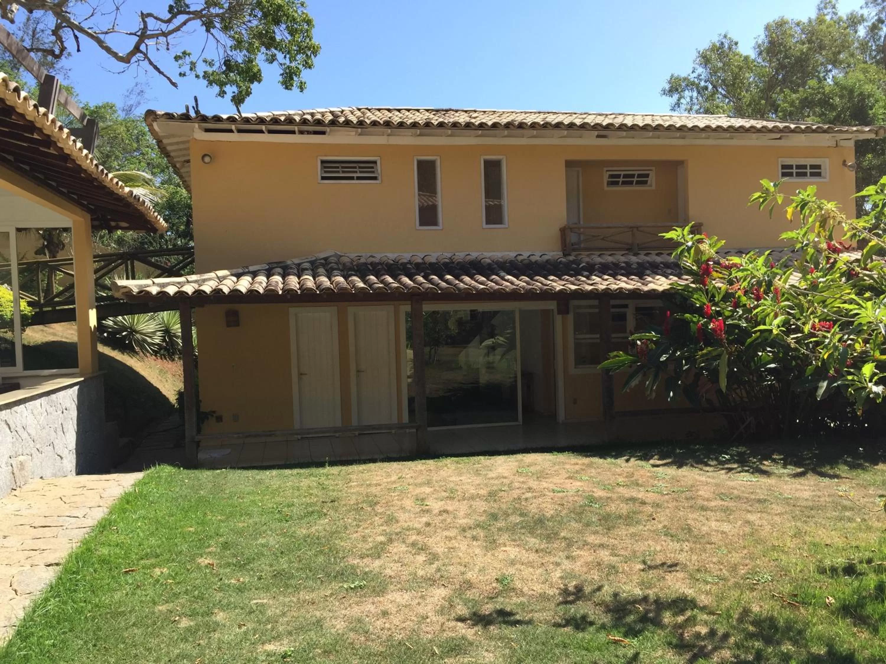 Facade/entrance, Property Building in Praia da Ferradurinha Guest House