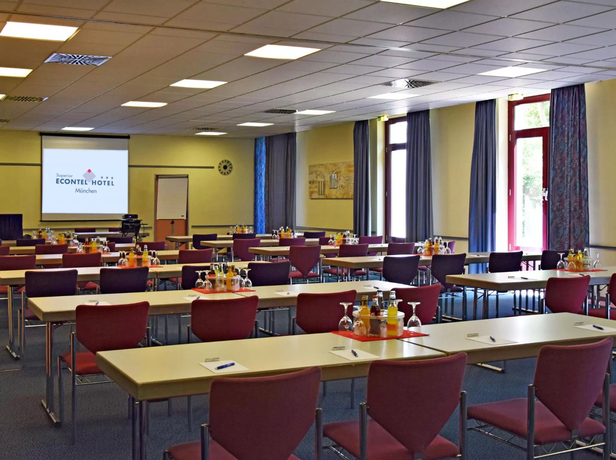 Business facilities in AMBER ECONTEL