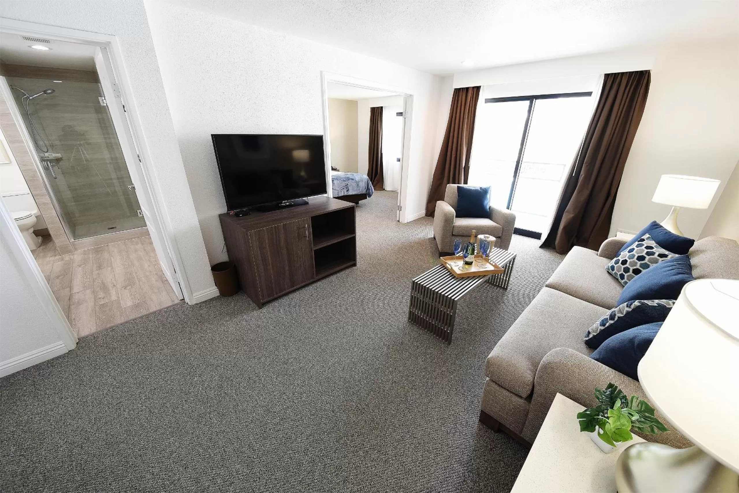 Living room in Serene Vegas Boutique Hotel Las Vegas