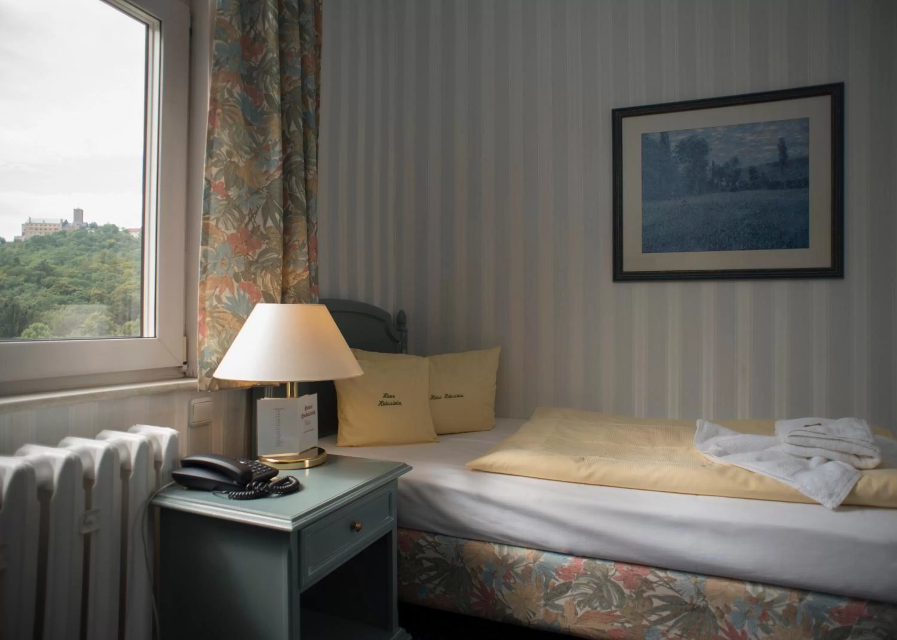 Photo of the whole room, Bed in Haus Hainstein