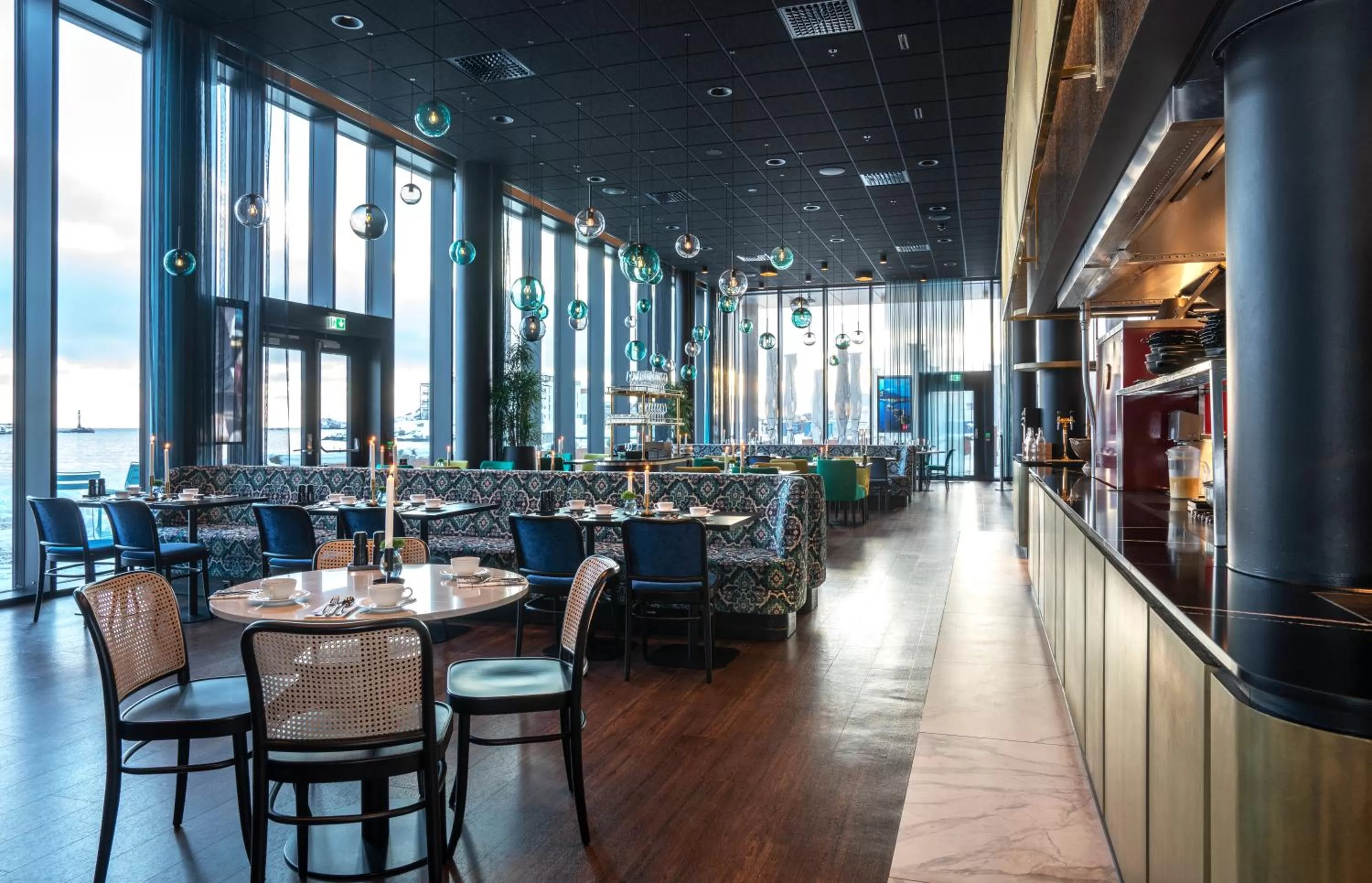 Restaurant/places to eat in Thon Hotel Svolvær