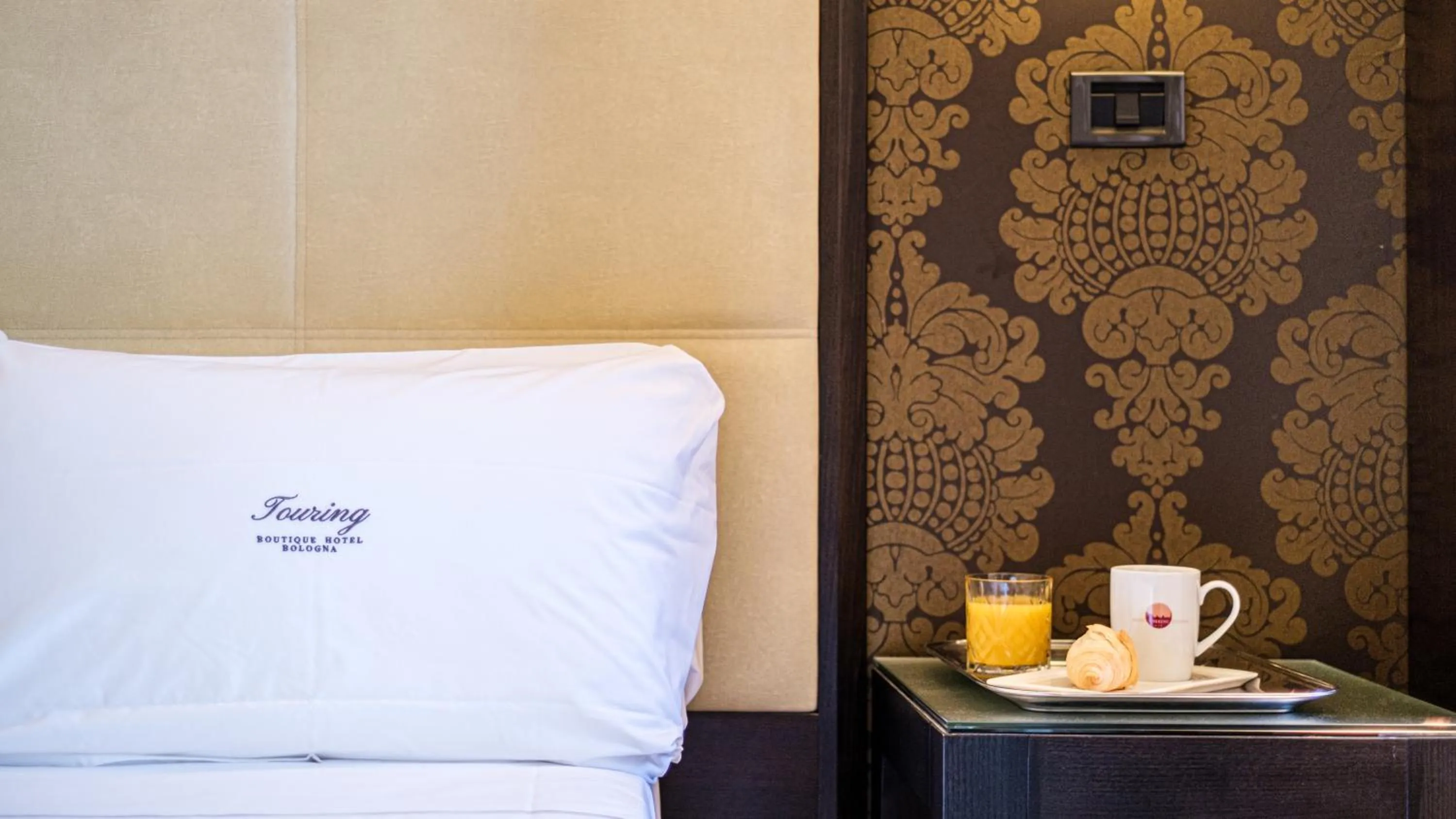 Bed in Hotel Touring