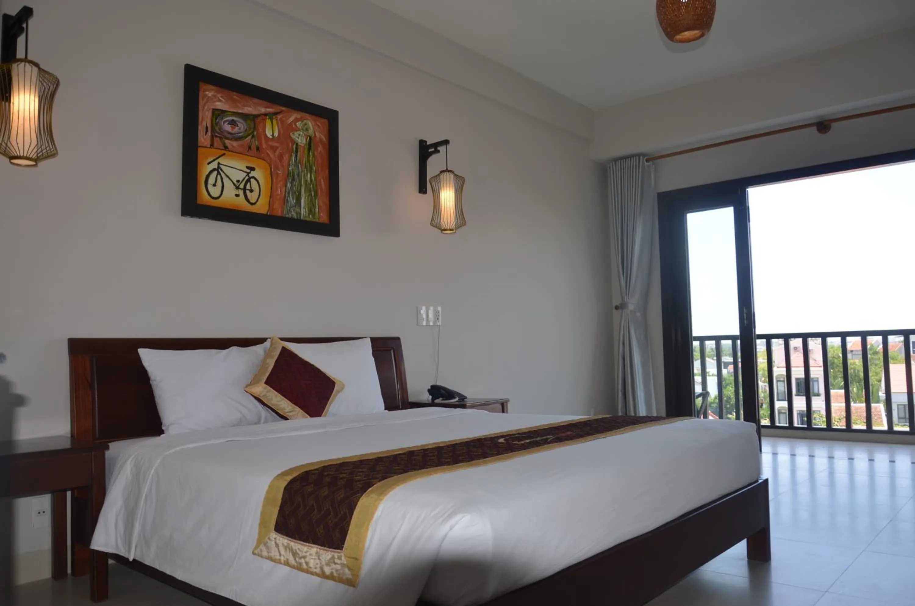 Bed in Sunshine Hoian Hotel