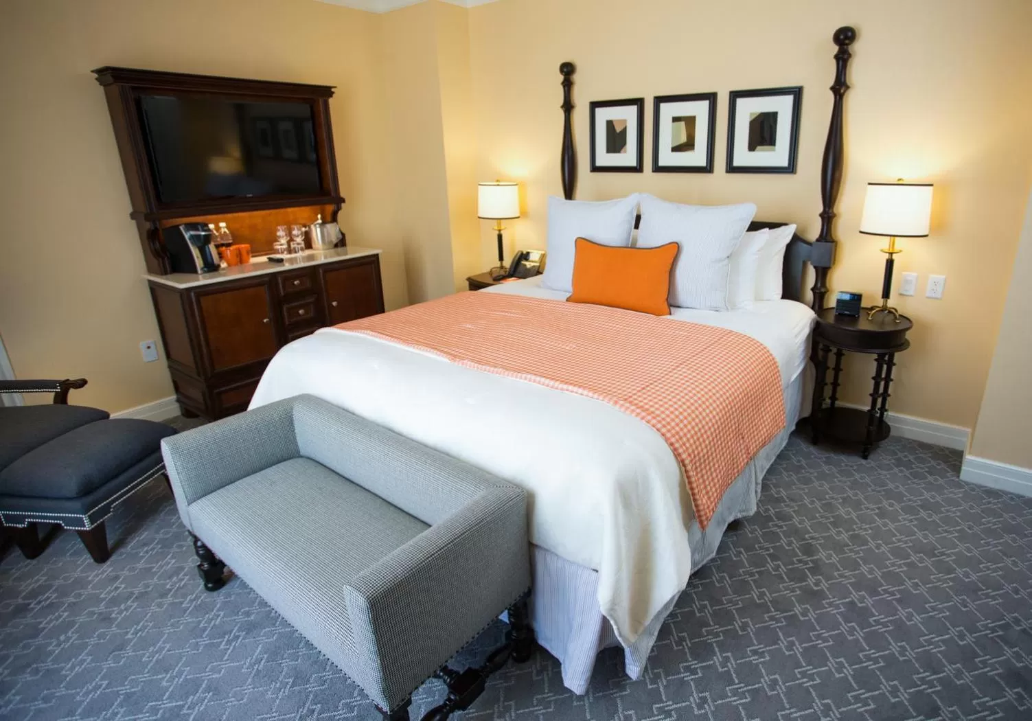 Bedroom, Bed in The Atherton Hotel at OSU