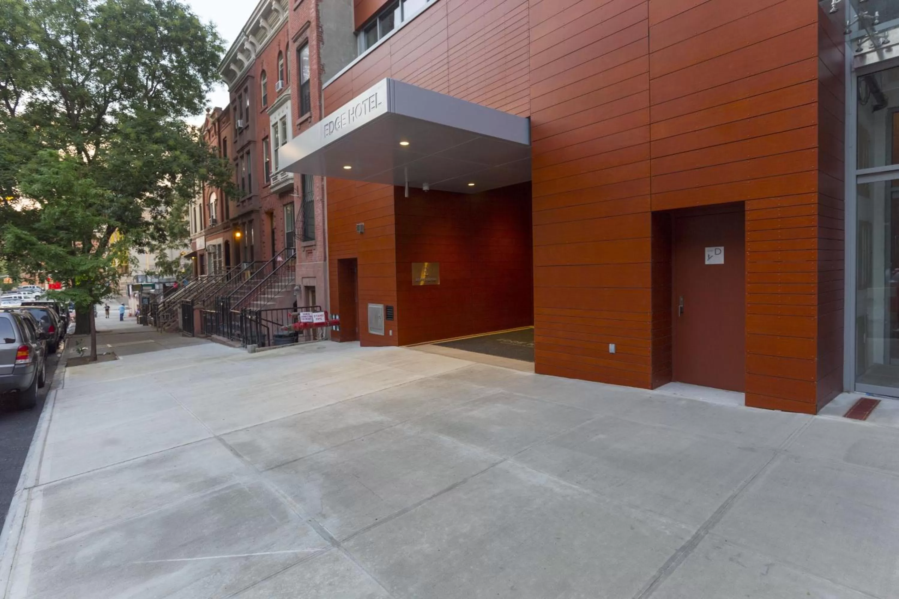 Facade/entrance in Edge Hotel Washington Heights