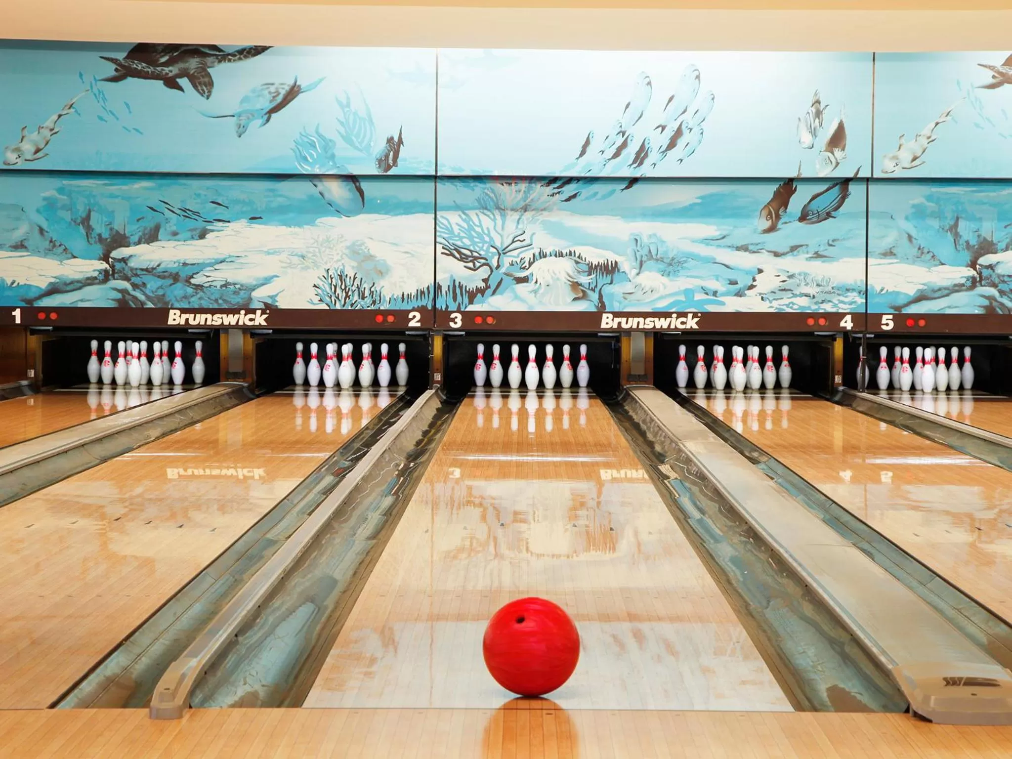 Bowling in Phuket Graceland Resort and Spa