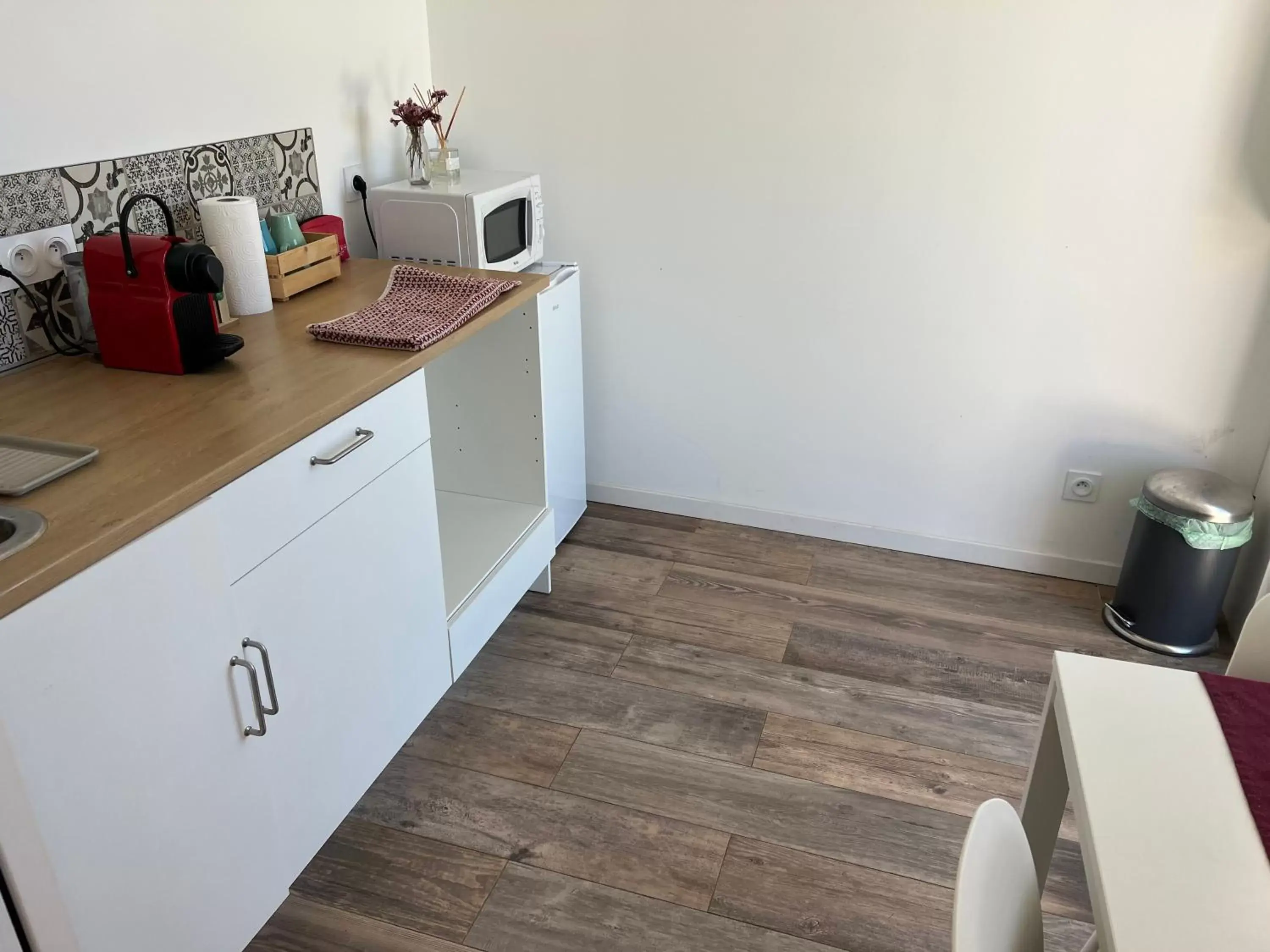 Quadruple Room with Garden View in l'Orangerie de La Pontête Quadruple Room with Garden View in l'Orangerie de La Pontête