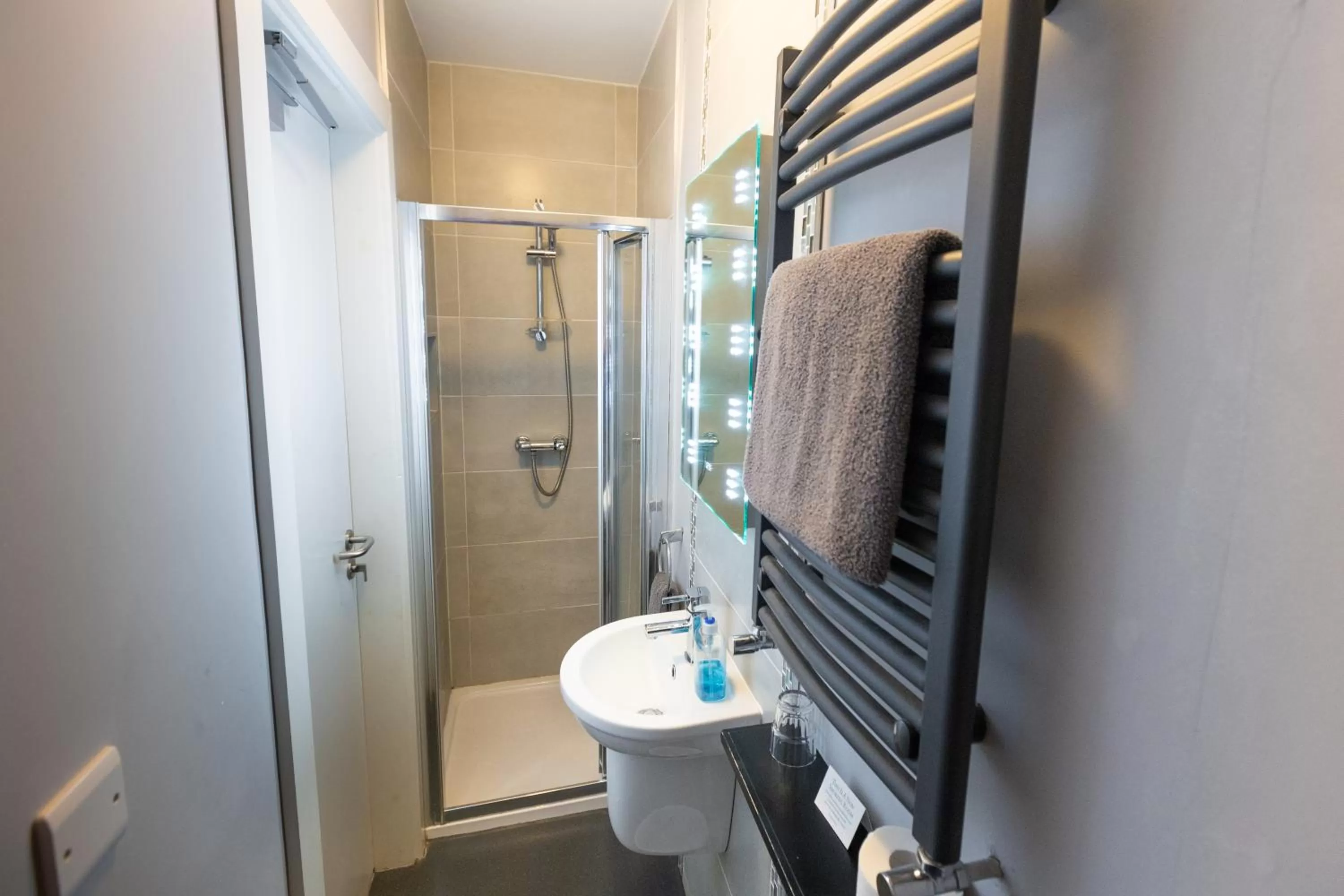 Behan's Horseshoe Bar & Restaurant