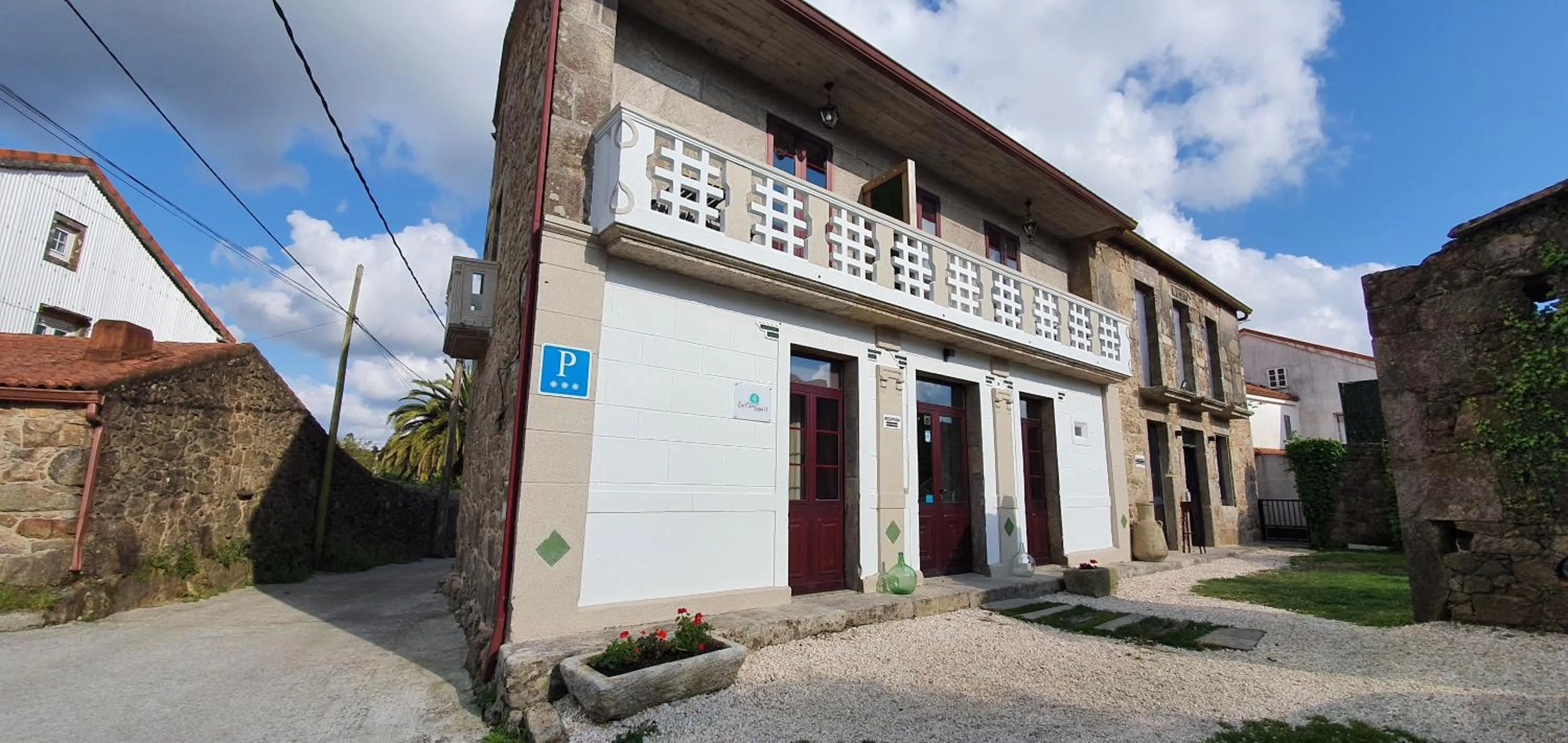 Facade/entrance in Ecocasa Lema II