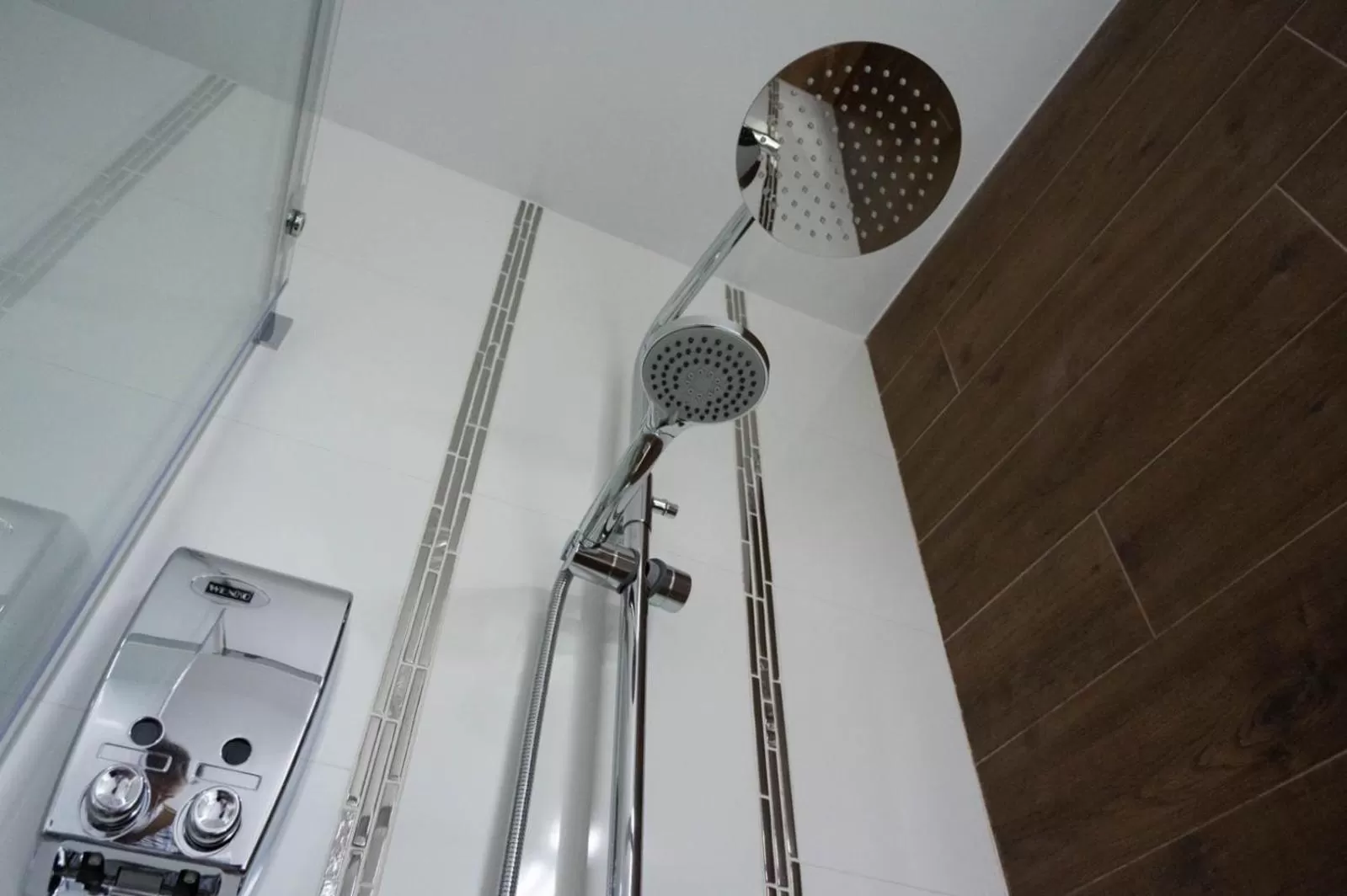 Shower in HOTEL Boutique ÁNGEL