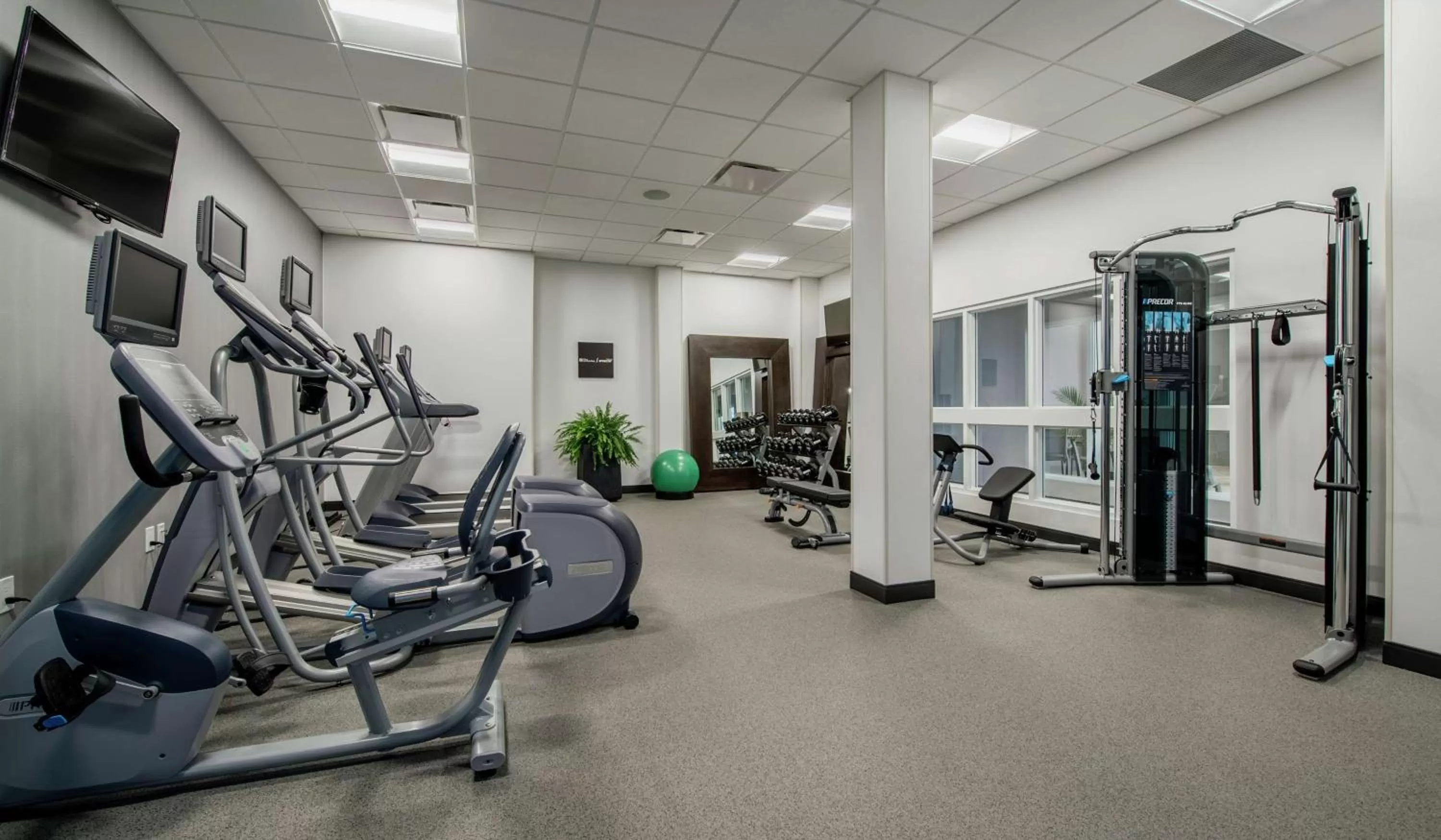Fitness centre/facilities in Hilton Garden Inn Winnipeg South