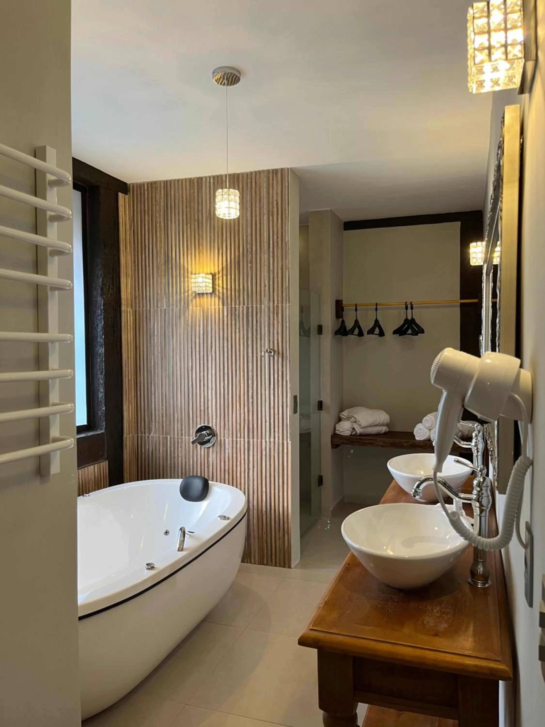 Hot Tub, Bathroom in Pousada Dona Bendita