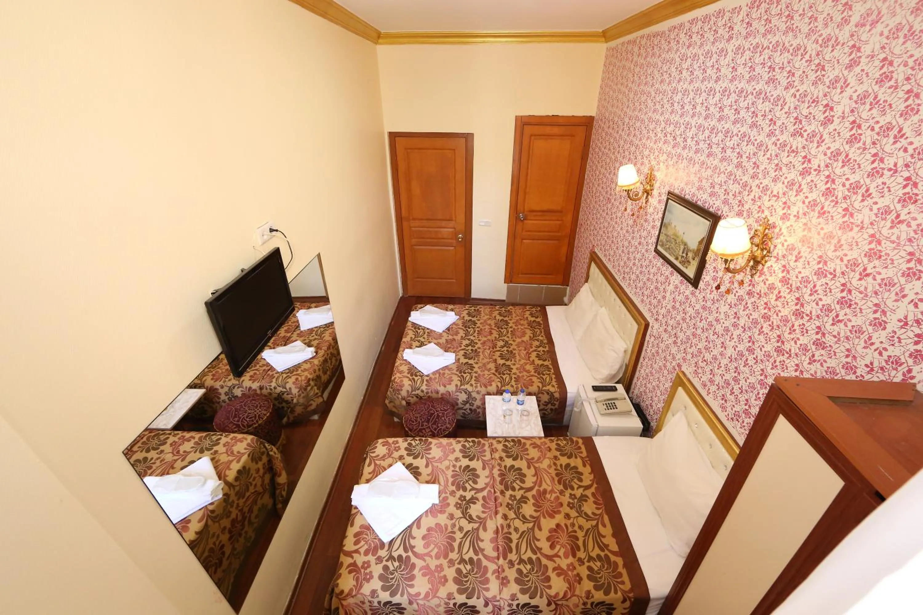 Bed in Meddusa Hotel