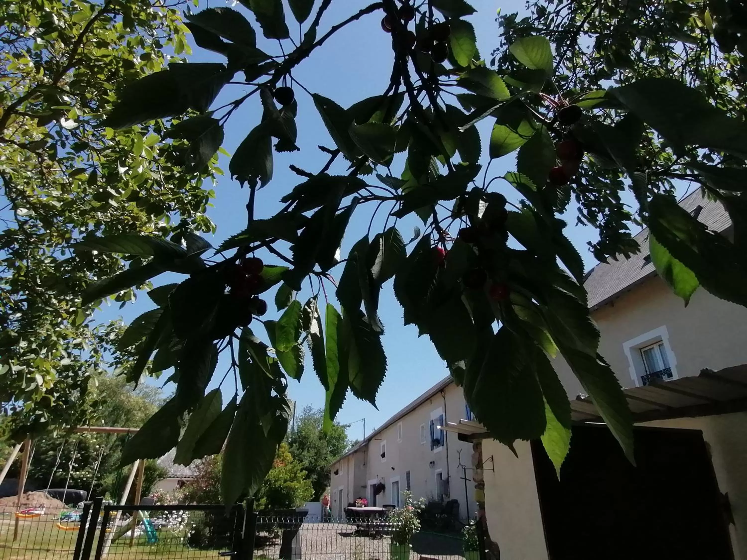 Property building in La Parisiere