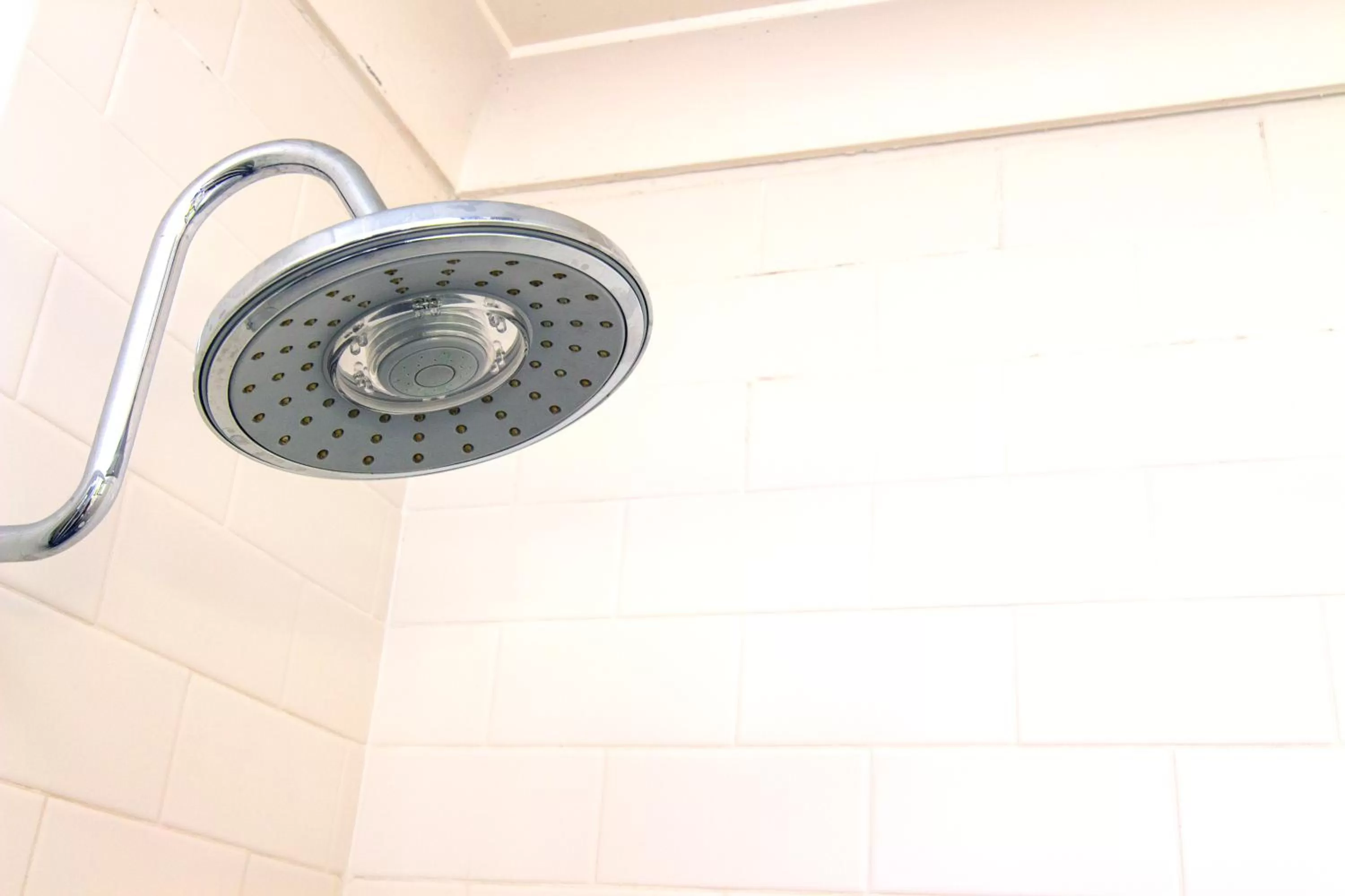 Bathroom in Crescent Motel Taree