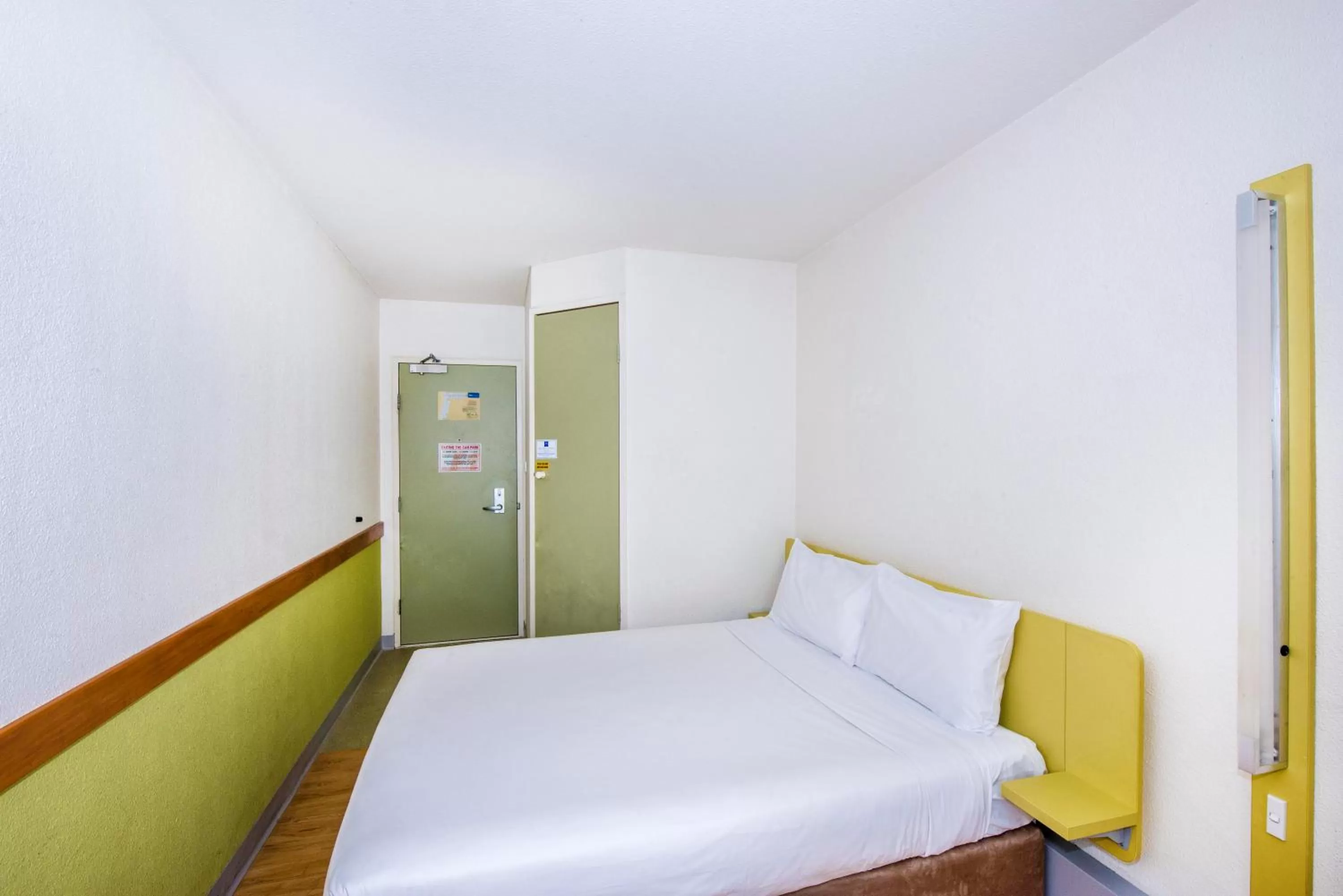 Bed in ibis Budget Wentworthville