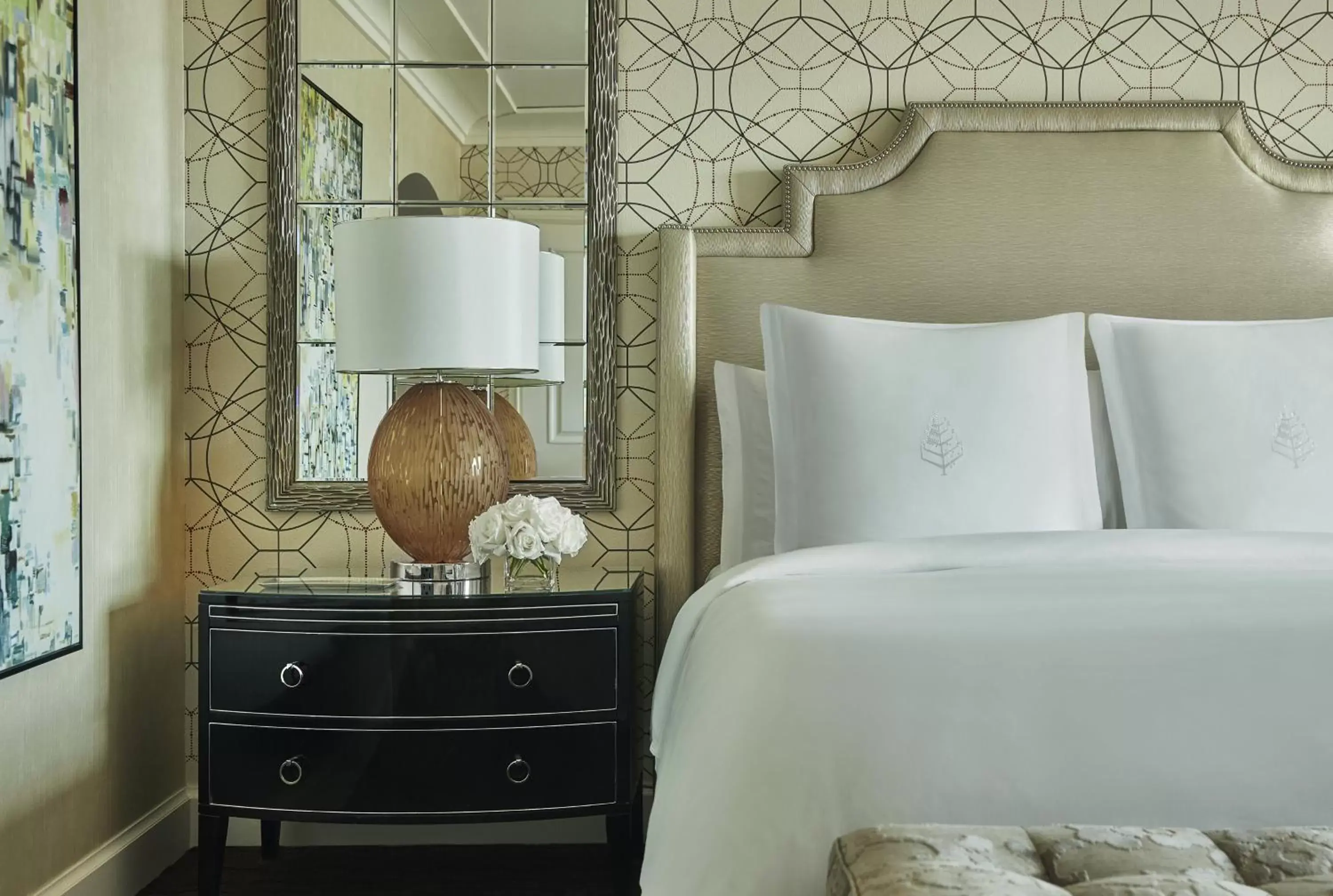 Deluxe Room Queen Beds in Four Seasons Hotel Las Vegas Deluxe Room Queen Beds in Four Seasons Hotel Las Vegas