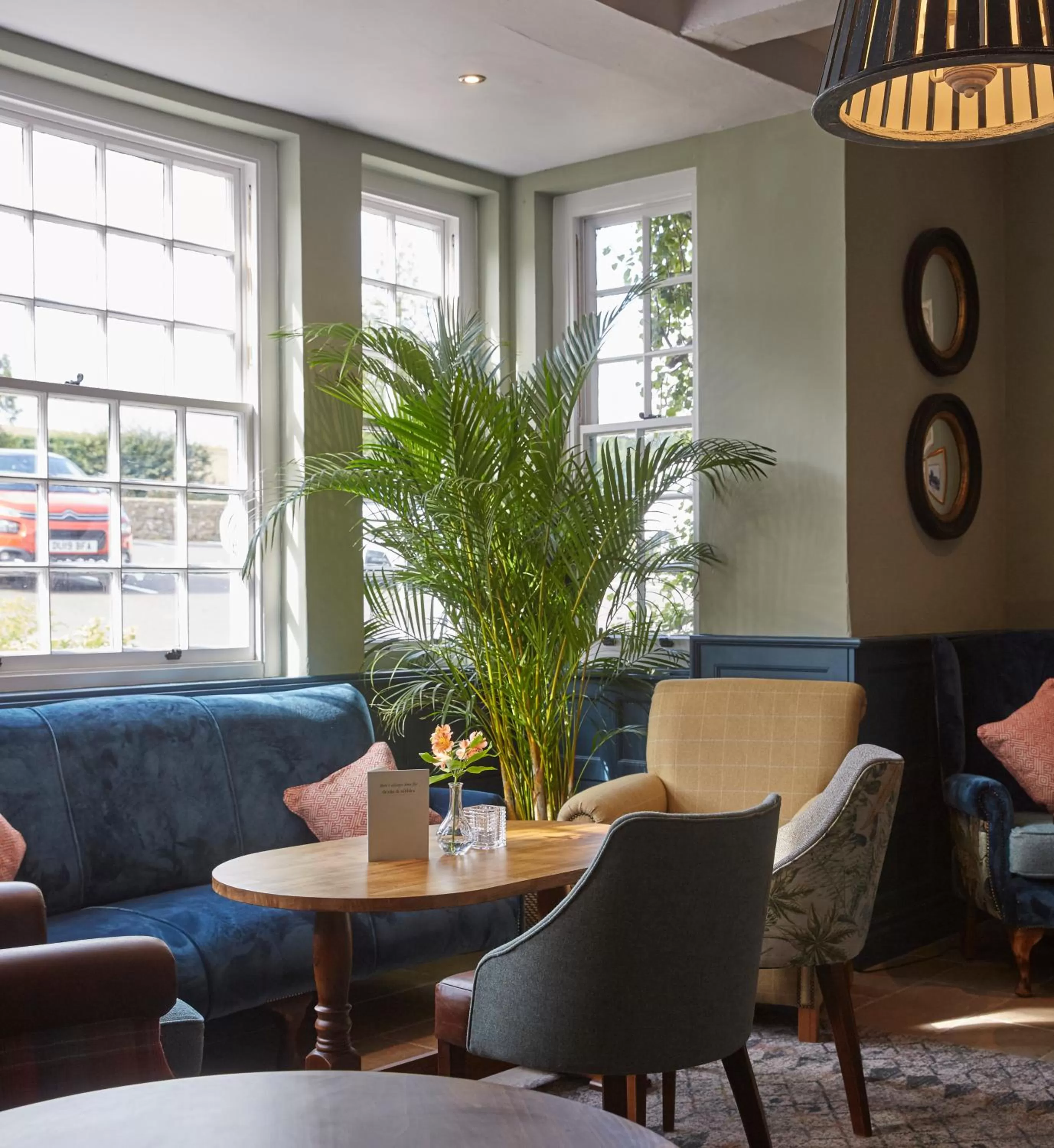 Lounge or bar, Seating Area in Riverside Inn by Chef & Brewer Collection