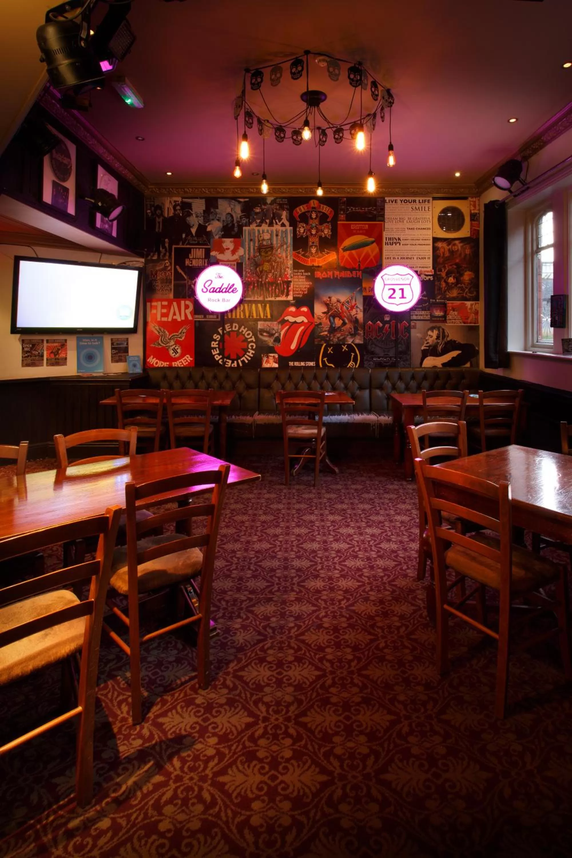 Restaurant/places to eat in The Saddle Inn