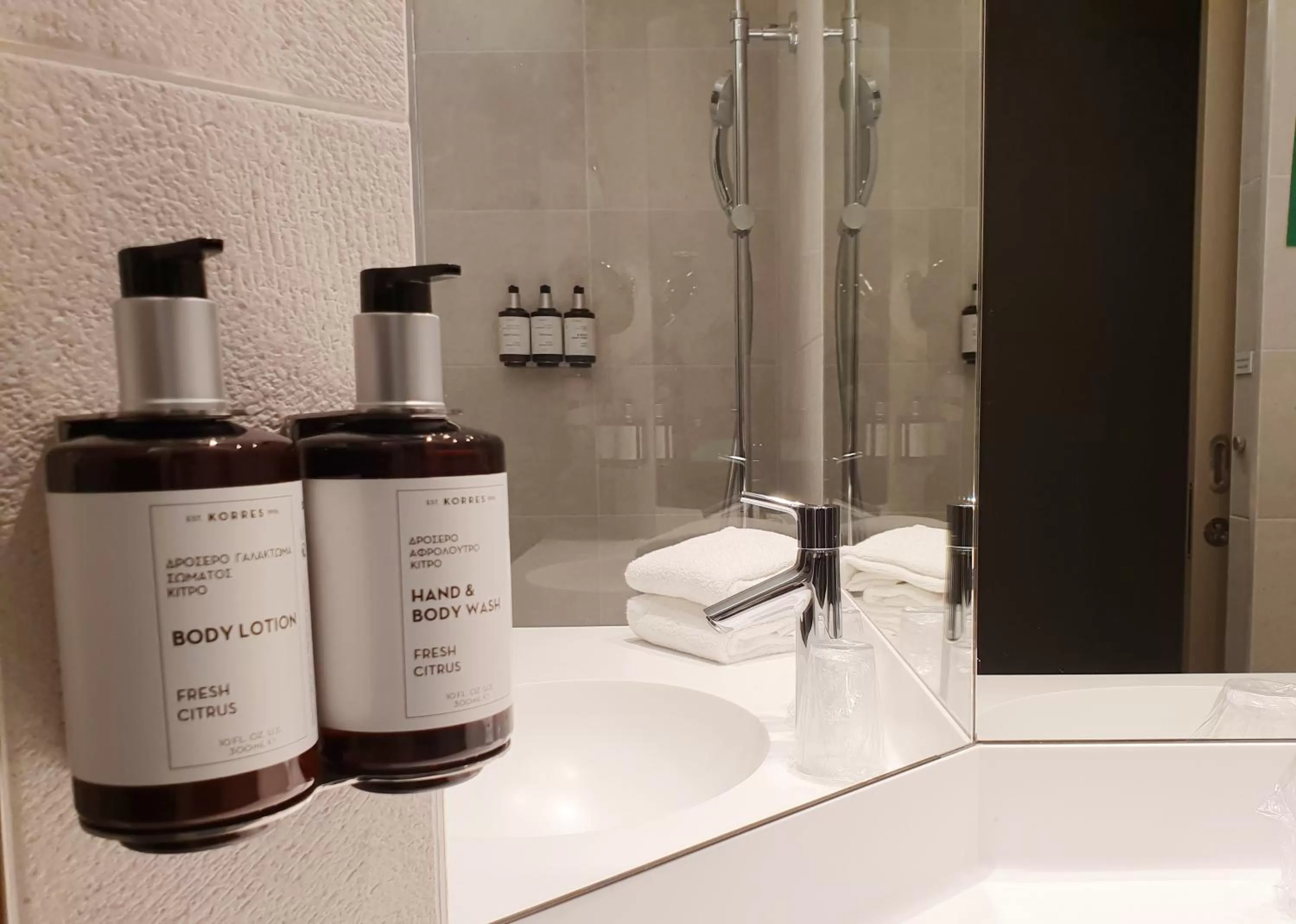 Bathroom in voco Strasbourg Centre - The Garden by IHG